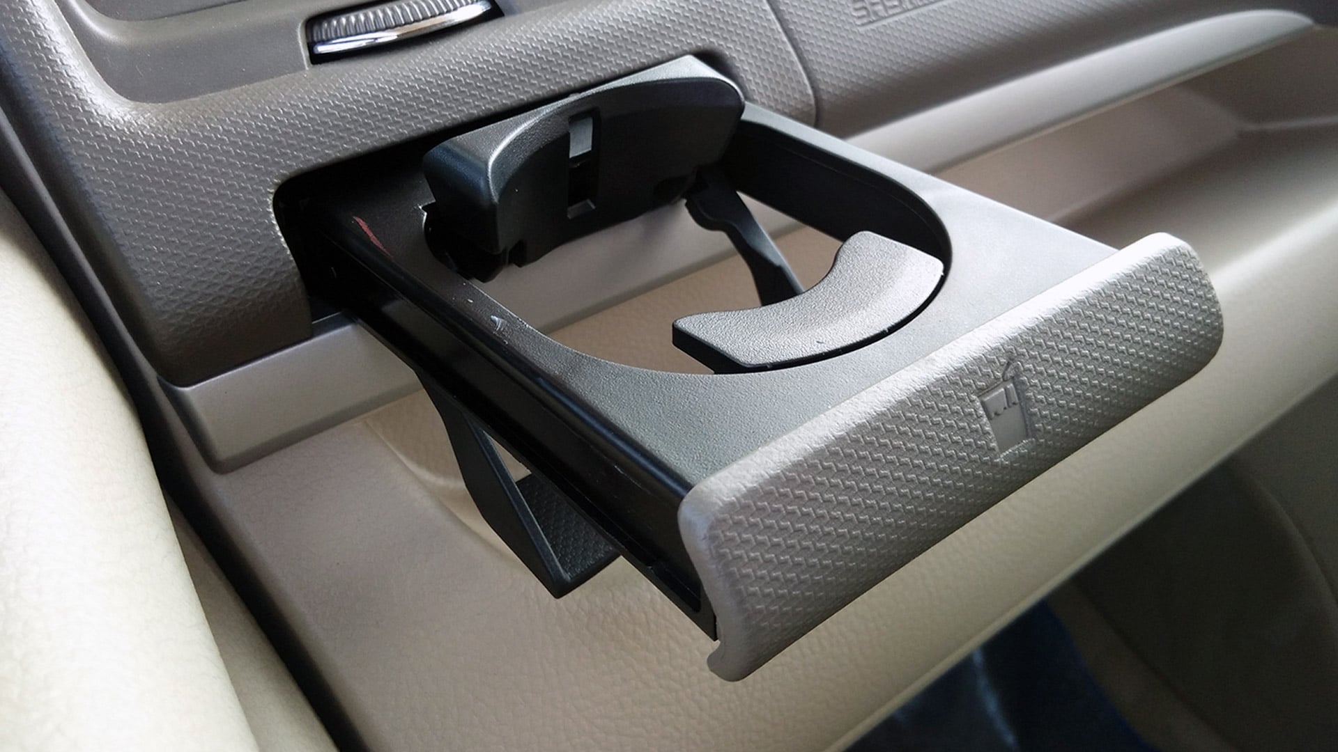 Maruti Suzuki Ertiga 2015 Smart Hybrid Zdi+ Interior