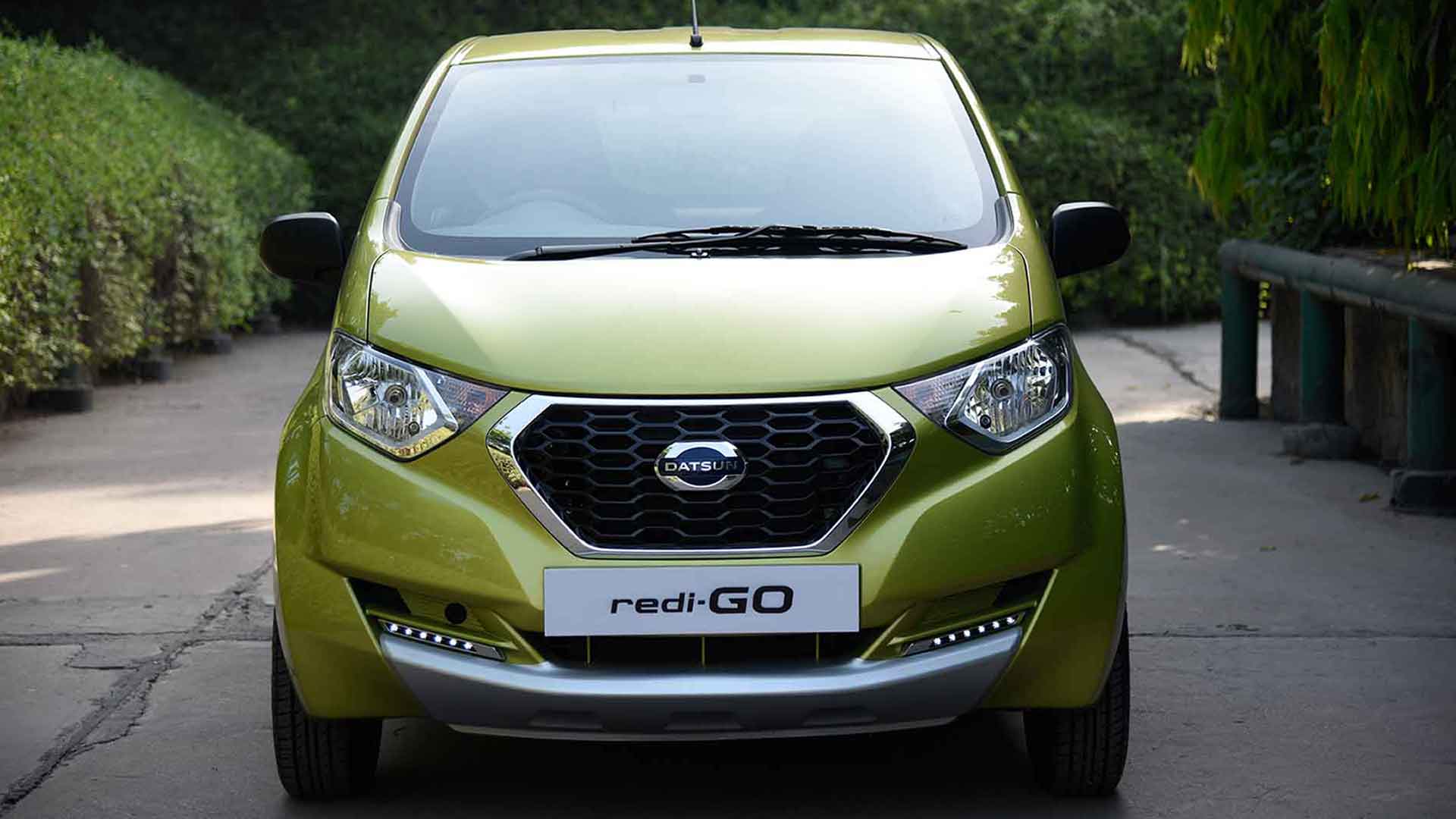 Datsun Redigo 2016 Std Exterior