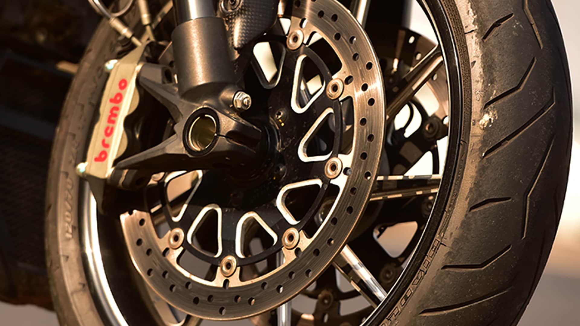 Ducati Diavel 2015 Carbon