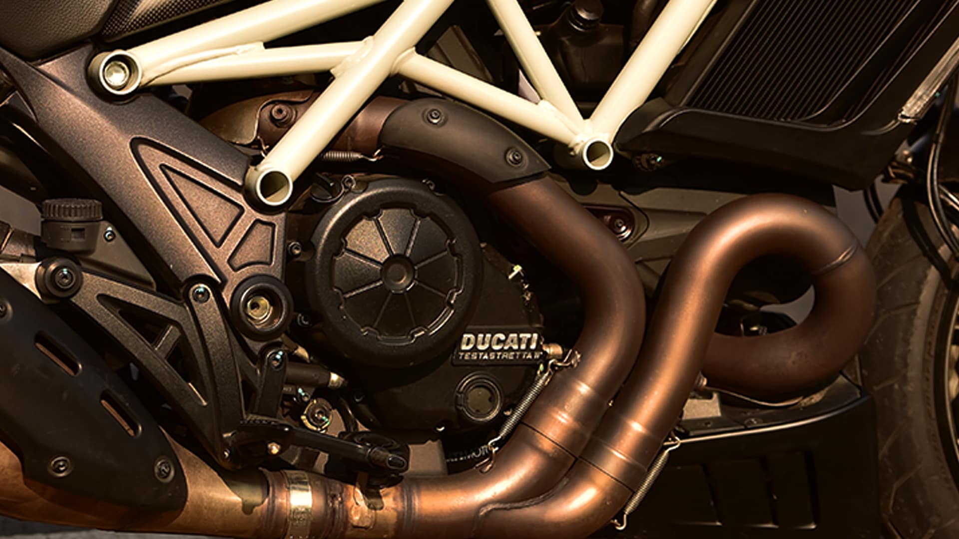 Ducati Diavel 2015 Carbon