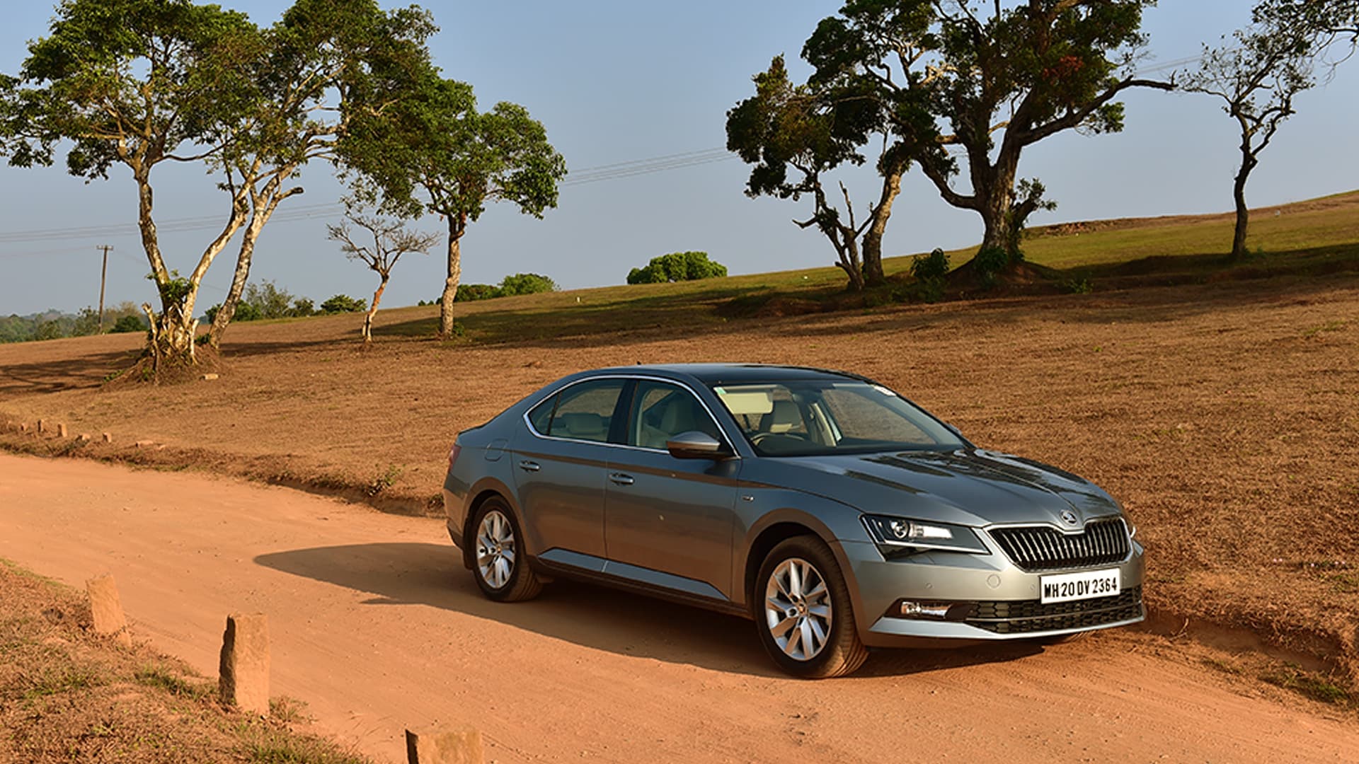 Skoda Superb 2016 2.0 TDI (AT) Style Exterior