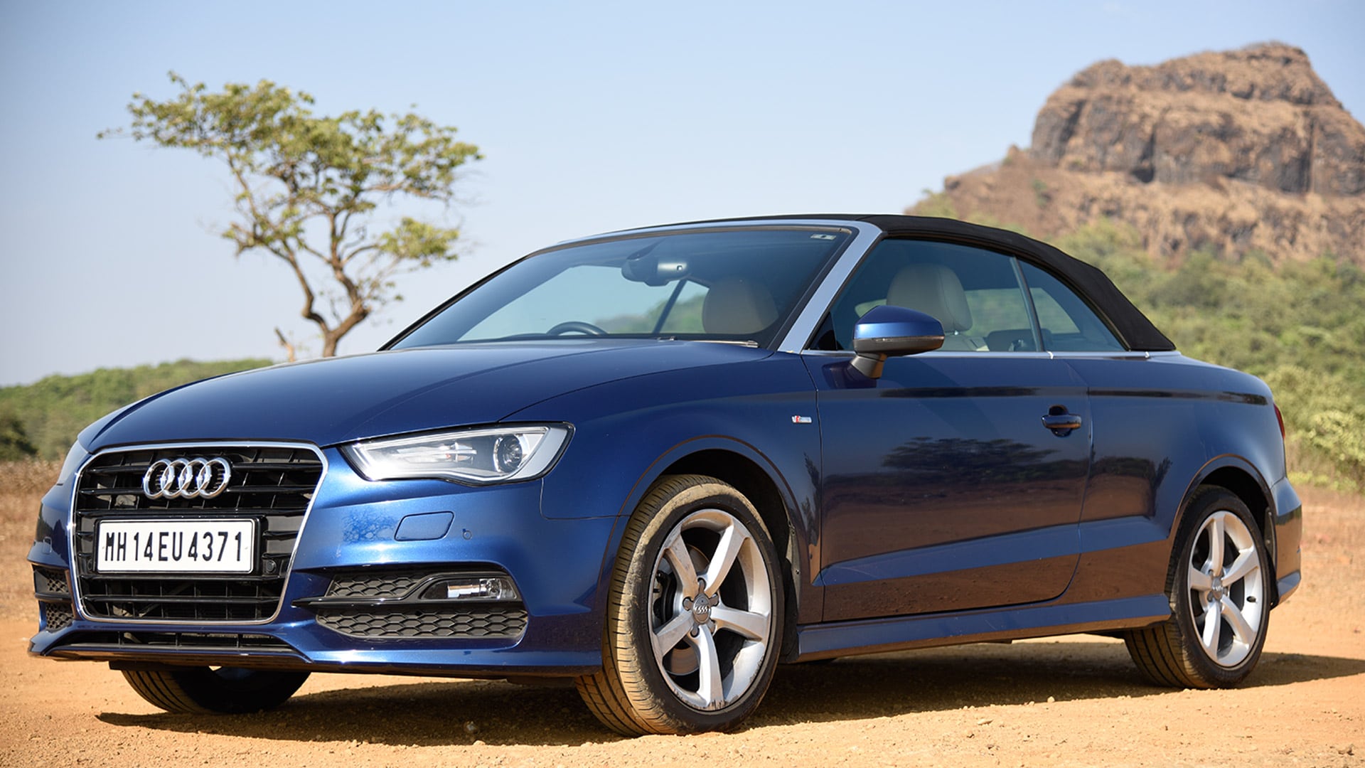 Audi-a3-cabriolet-2015-40 TFSI Compare