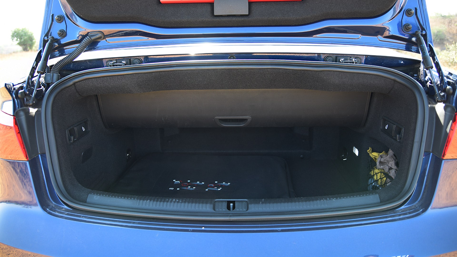 Audi-a3-cabriolet-2015-40 TFSI Compare