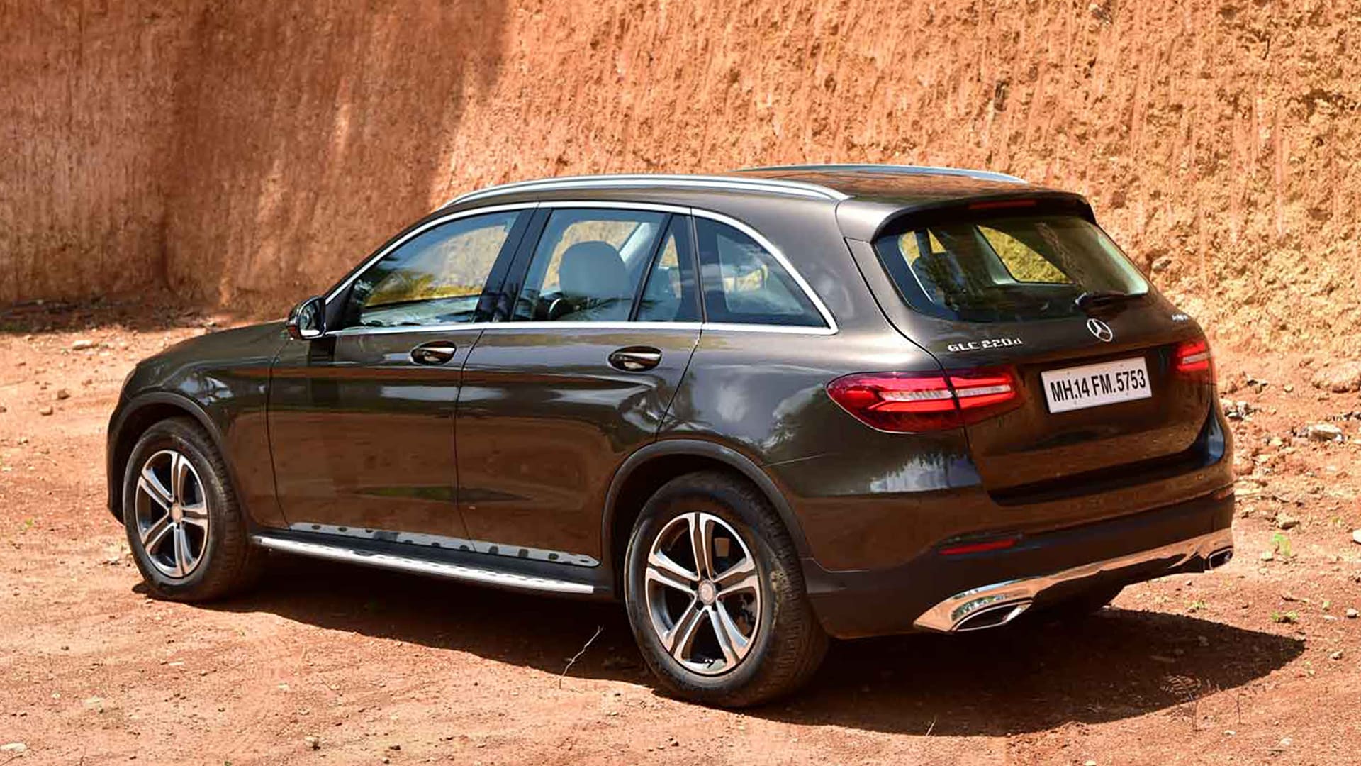 Mercedes-Benz GLC 2016 Edition 1 Exterior