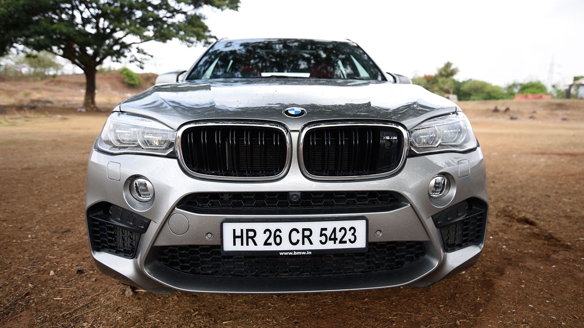 BMW X5 2015 M Compare