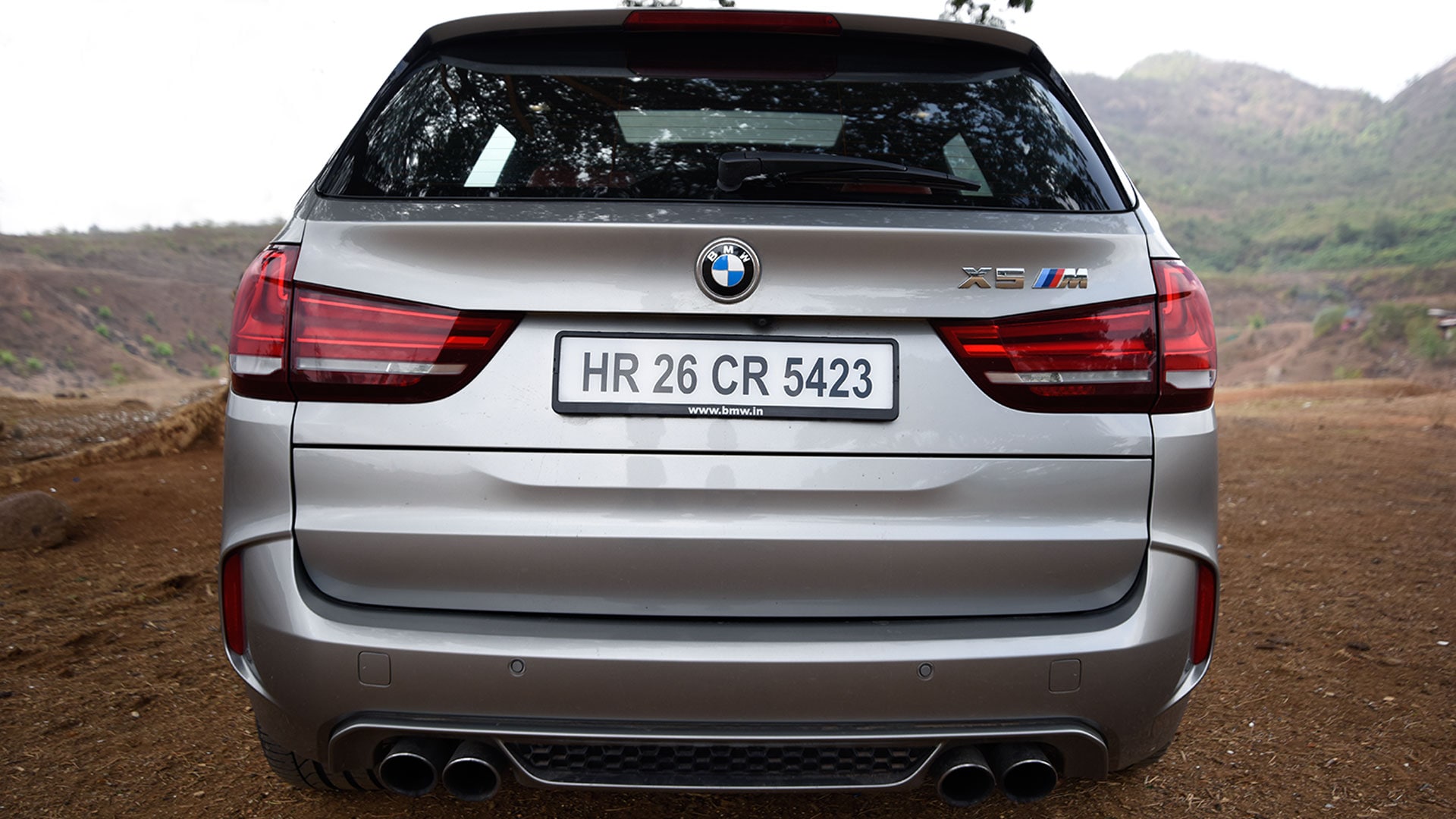 BMW X5 2015 M Compare