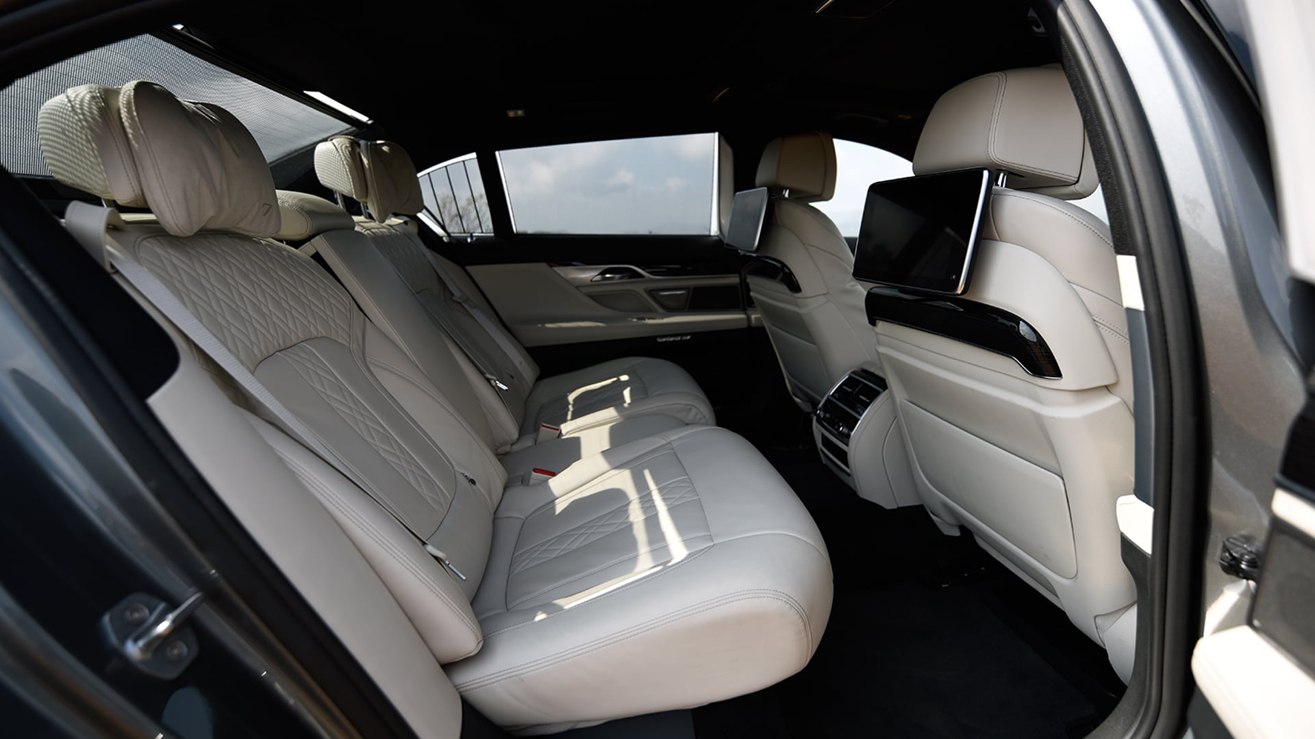 BMW 7 series 2016 730Ld M Sport Interior