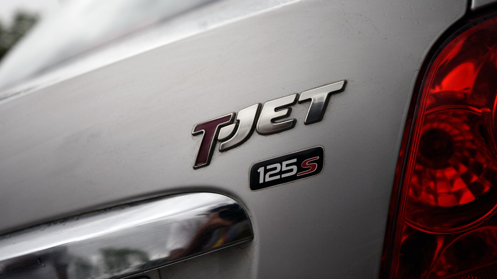 Fiat Linea 125 s 2016 T Jet Emotion Exterior