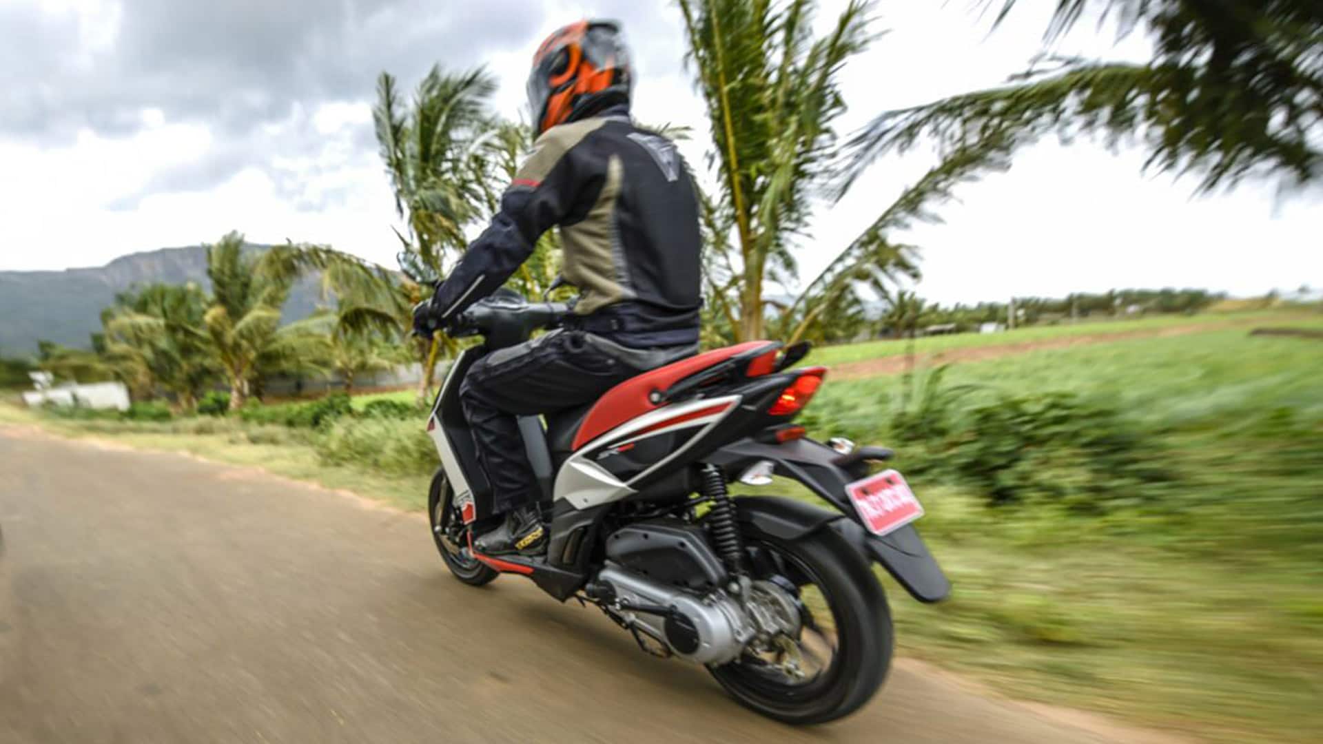 Aprilia SR 150 2016 STD