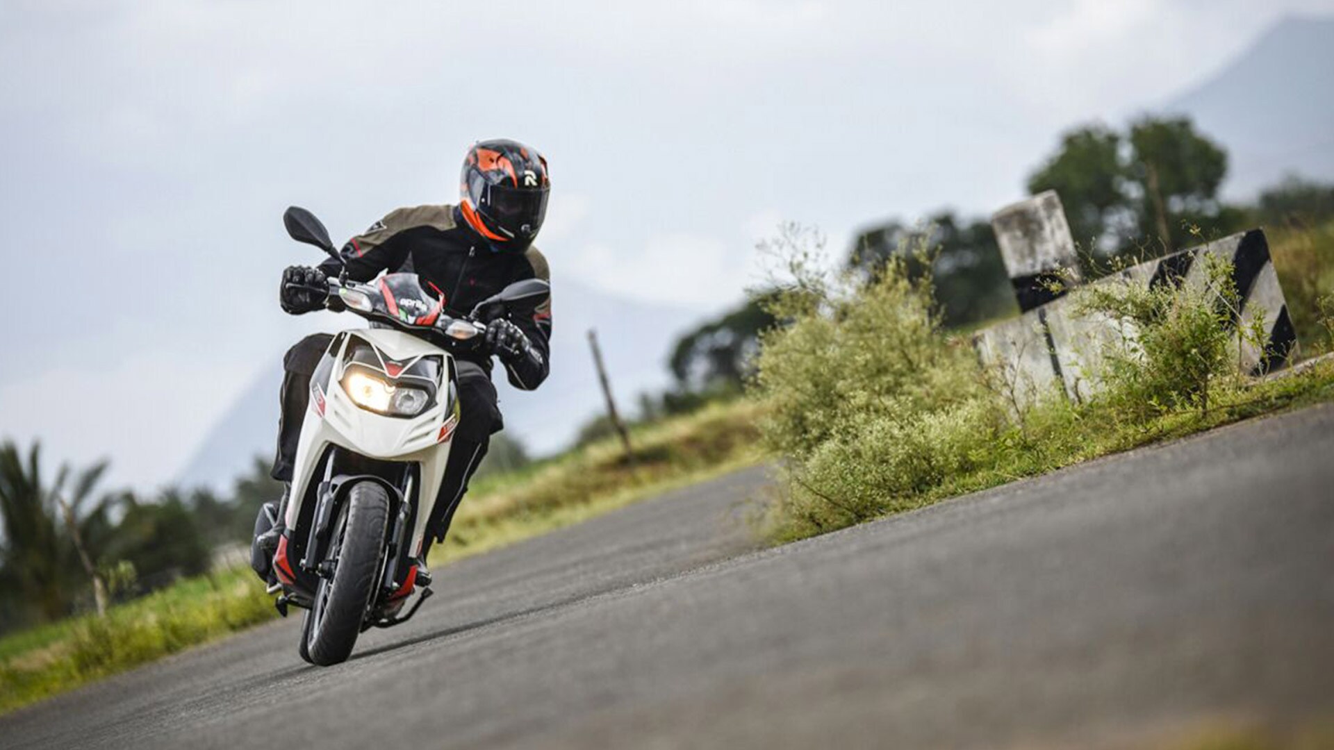 Aprilia SR 150 2016 STD