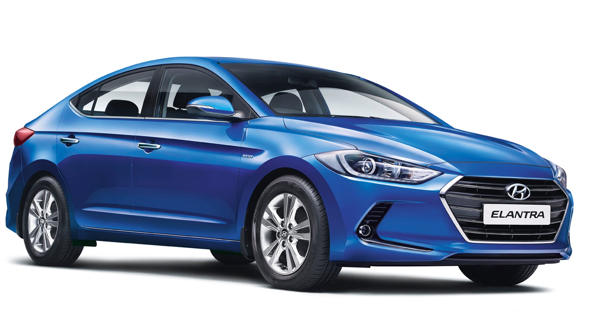 Hyundai Elantra 2016 1.6 Diesel S Exterior