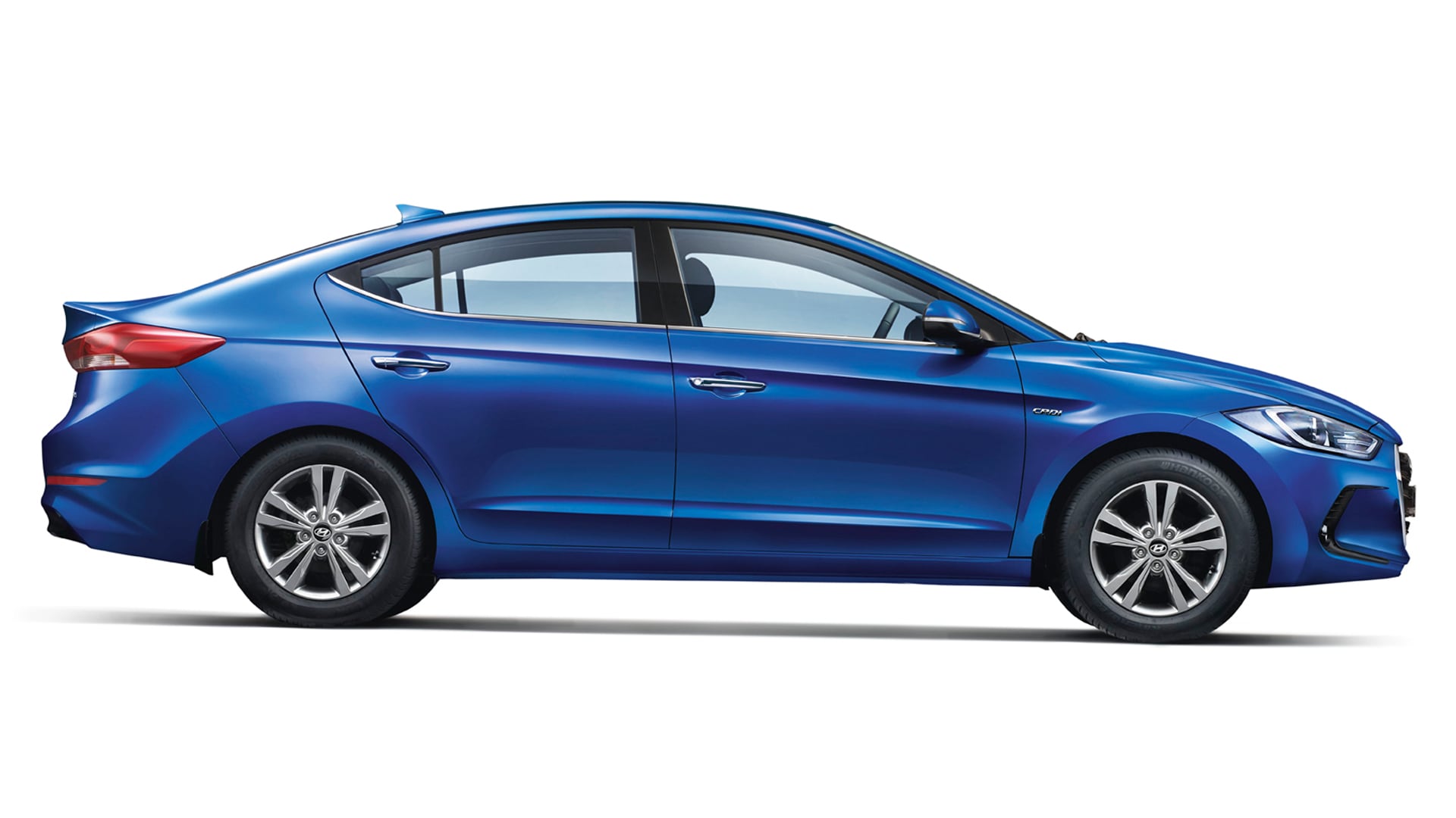 Hyundai Elantra 2016 1.6 Diesel S Exterior