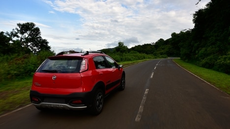 Fiat Avventura Urban Cross 2016 1.3 Multijet Diesel Active Exterior
