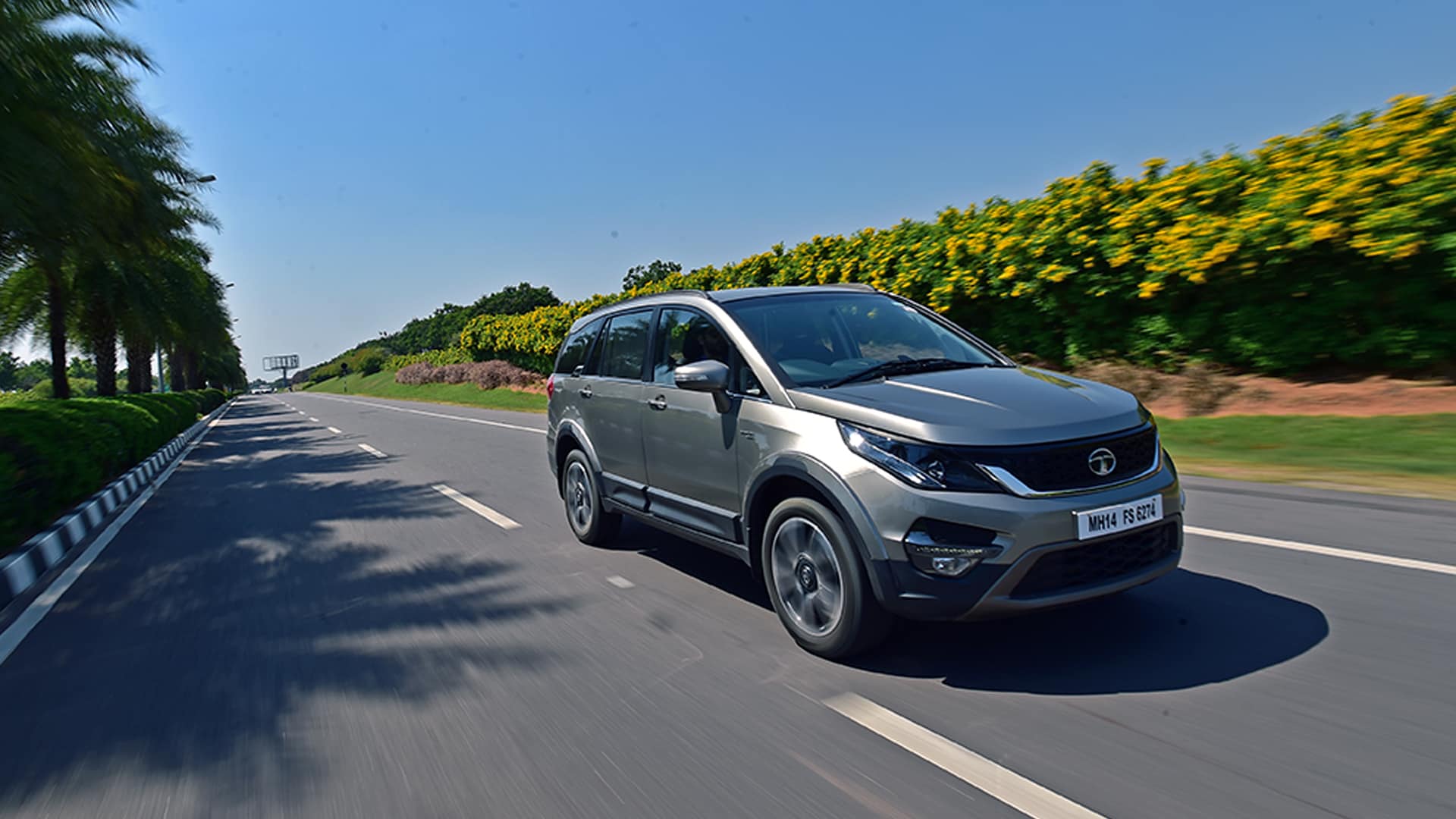 Tata Hexa 2017 XE MT Exterior