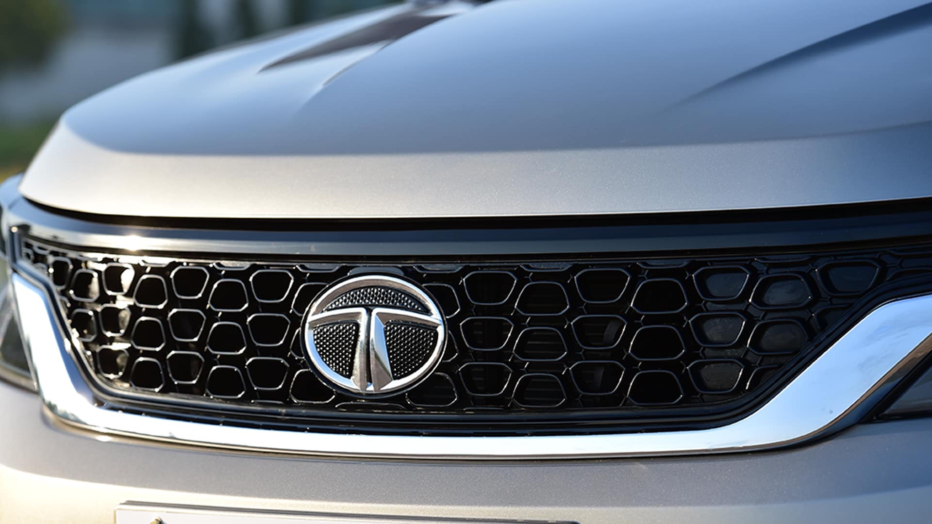 Tata Hexa 2017 XE MT Exterior