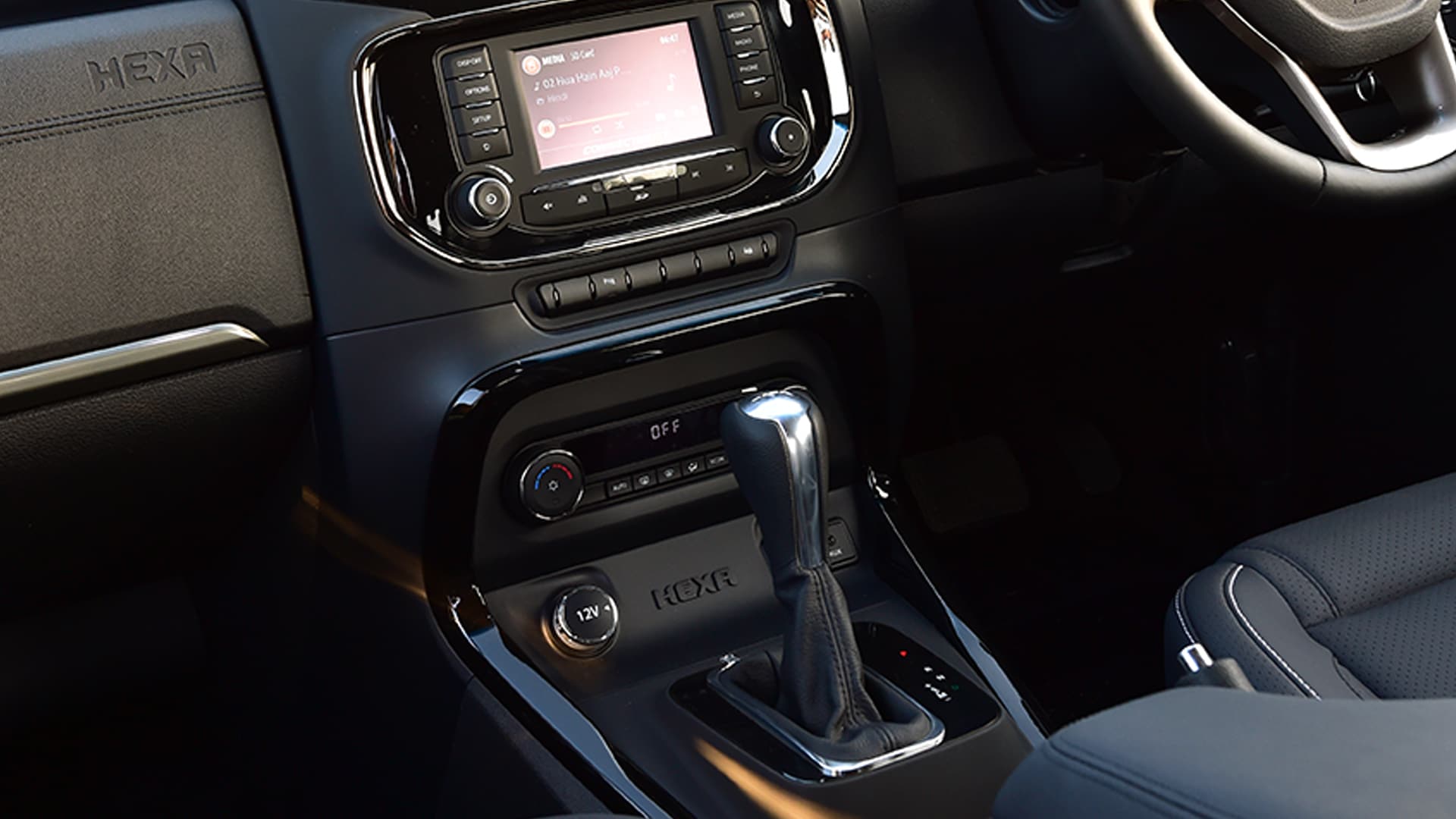 Tata Hexa 2017 XE MT Interior