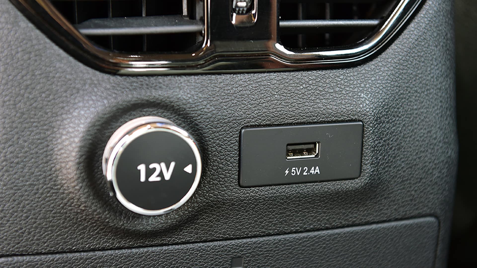 Tata Hexa 2017 XE MT Interior