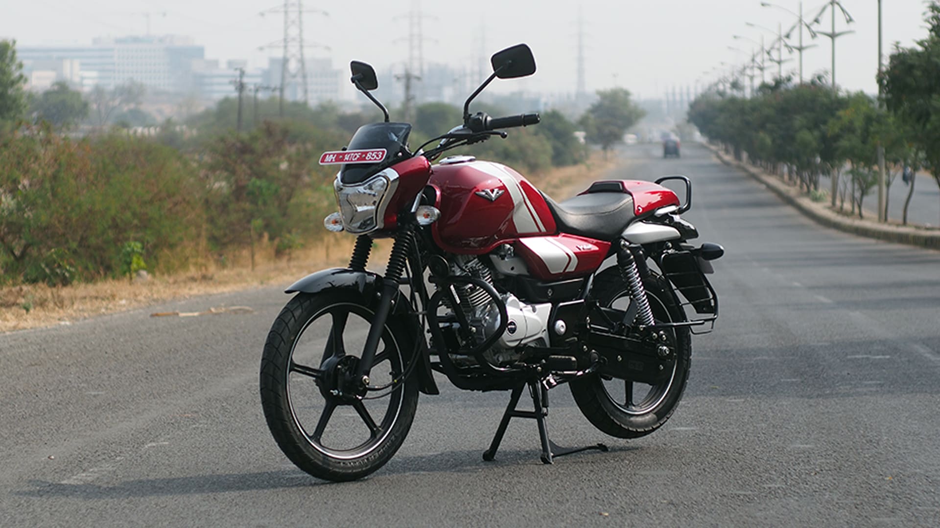 Bajaj V12 2017 STD