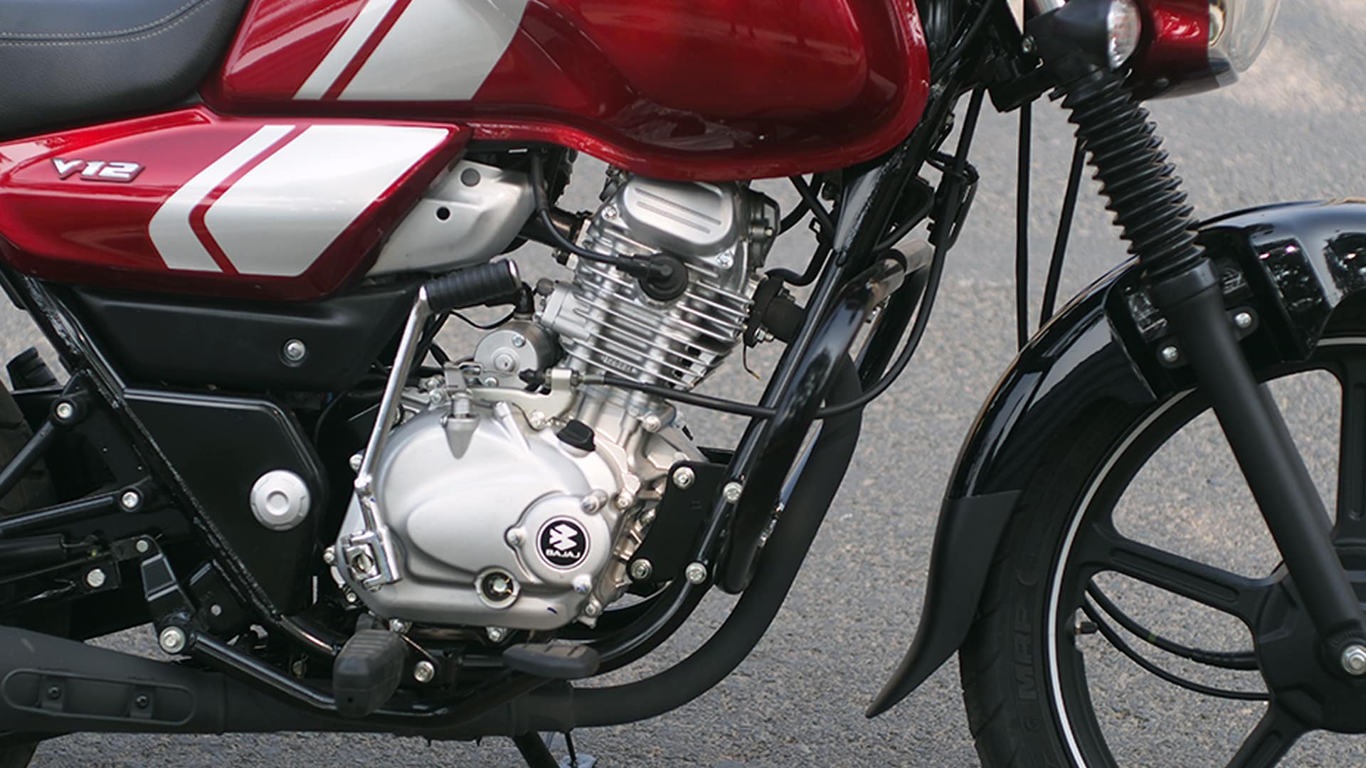 Bajaj V12 2017 STD