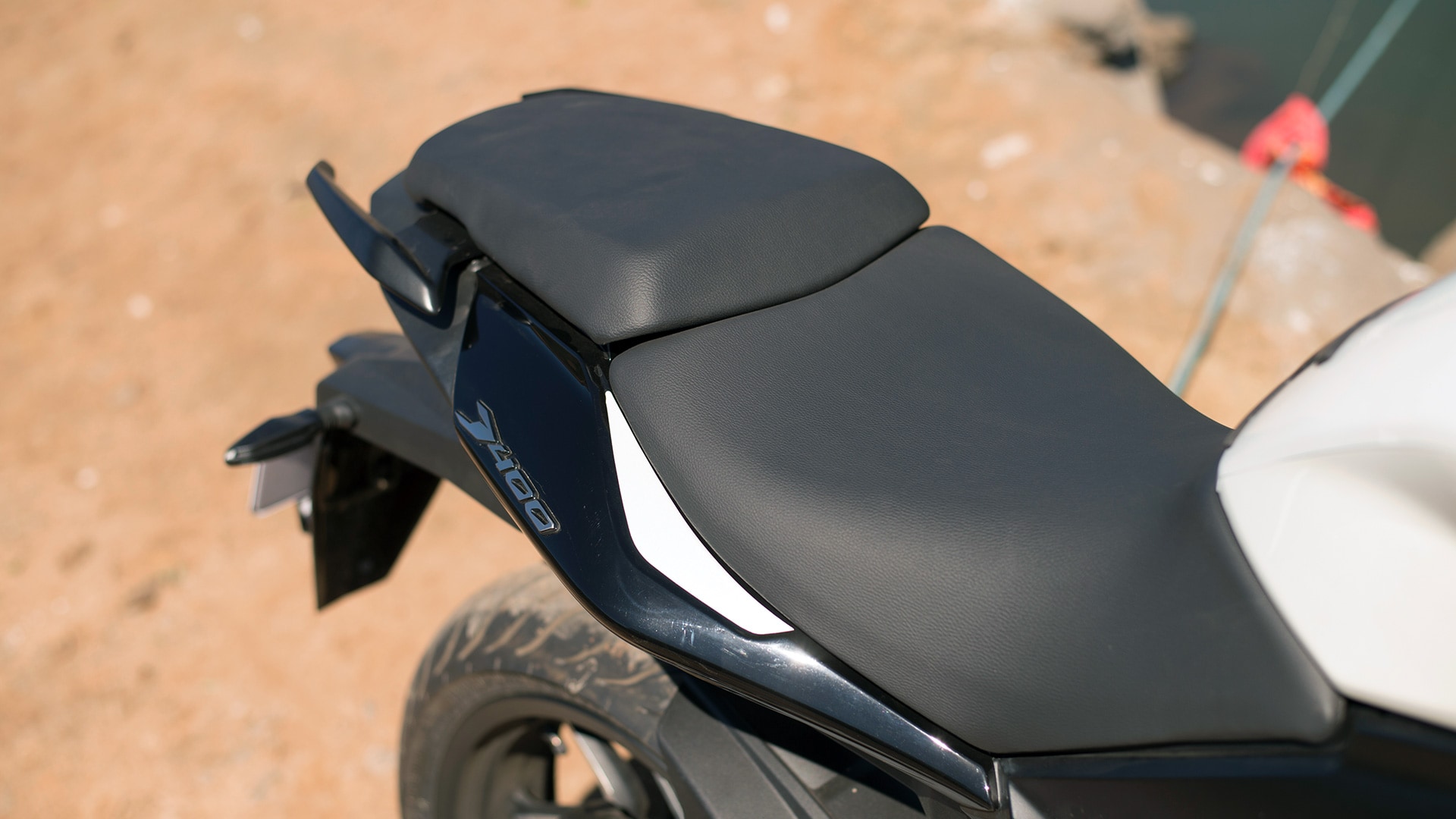 Bajaj Dominar 400 2017 ABS