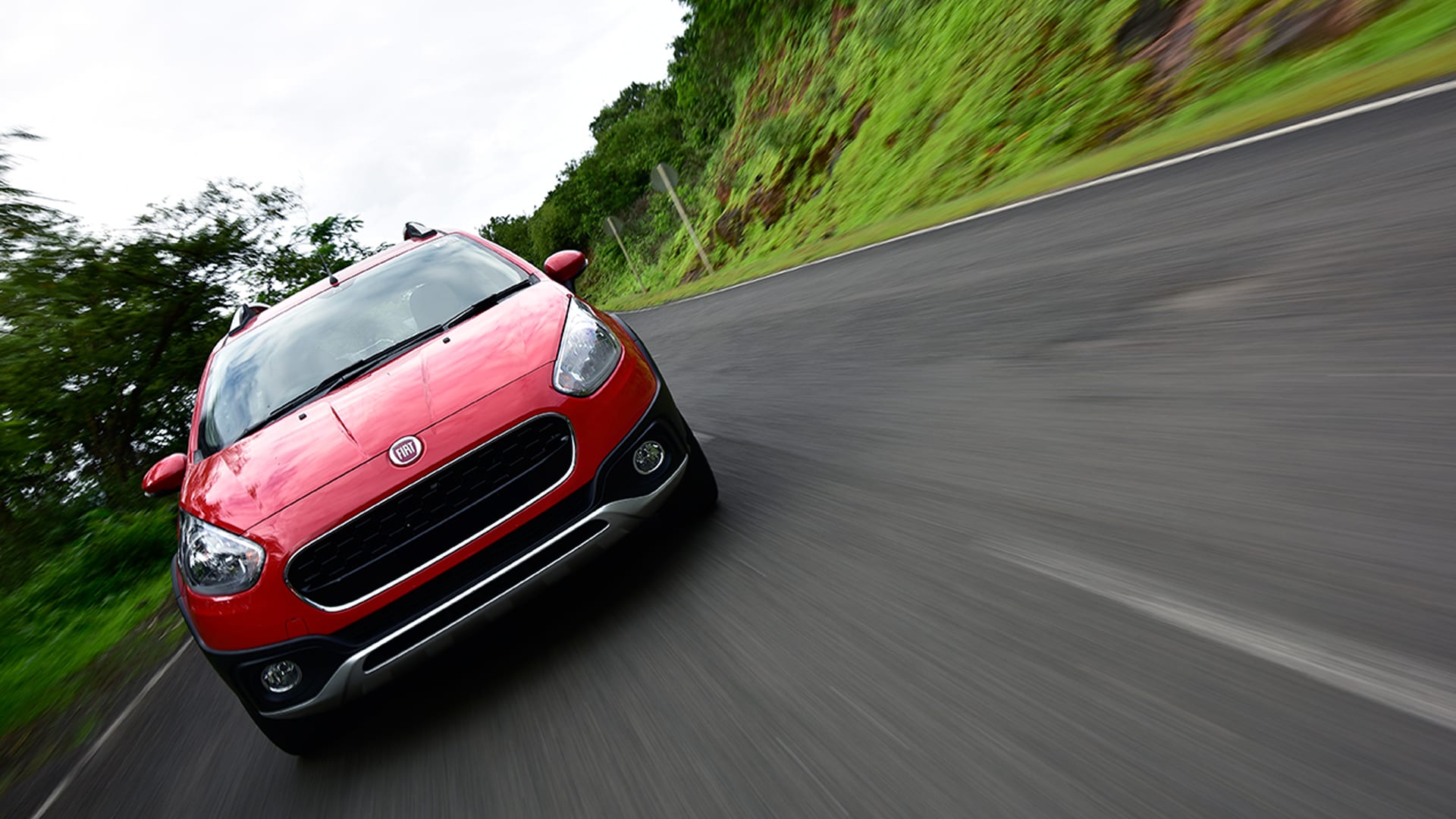 Fiat Avventura Urban Cross 2016 1.3 Multijet Diesel Active Exterior