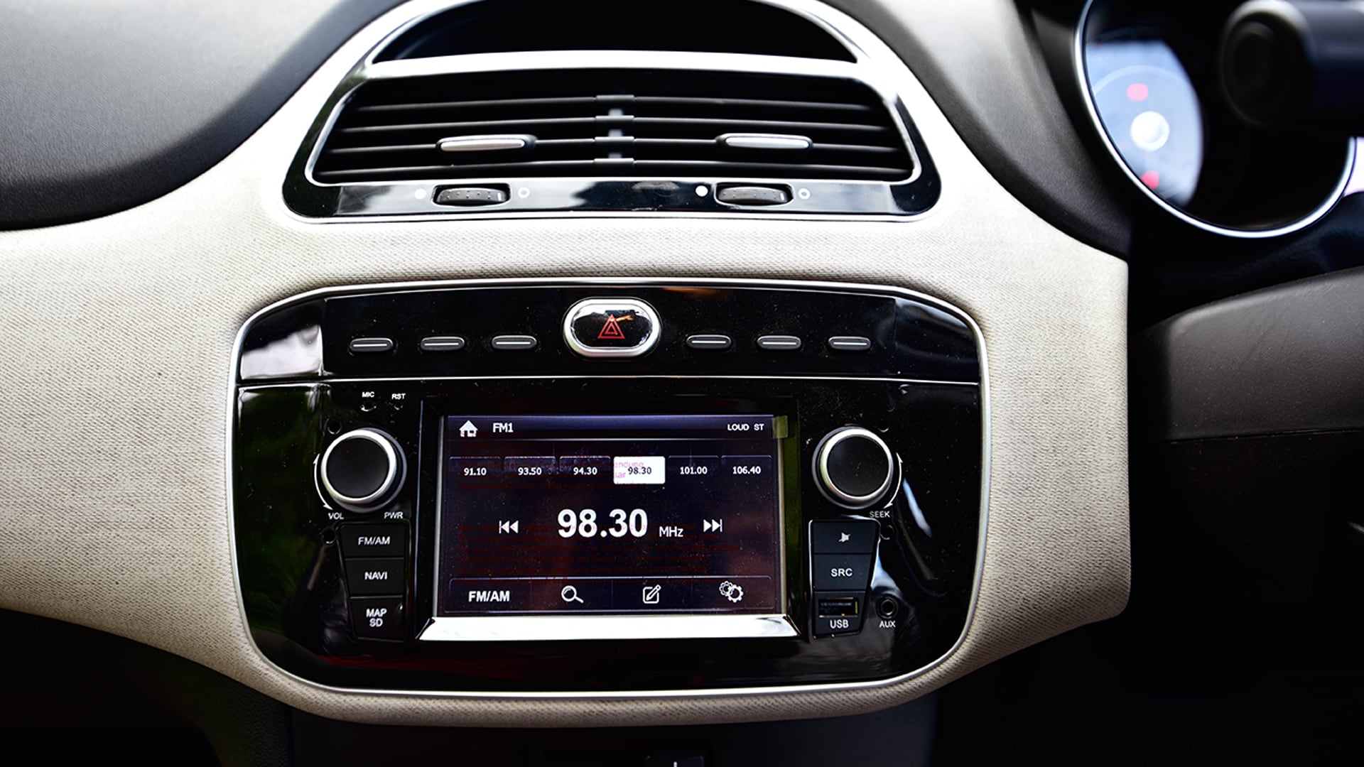 Fiat Avventura Urban Cross 2016 1.3 Multijet Diesel Active Interior