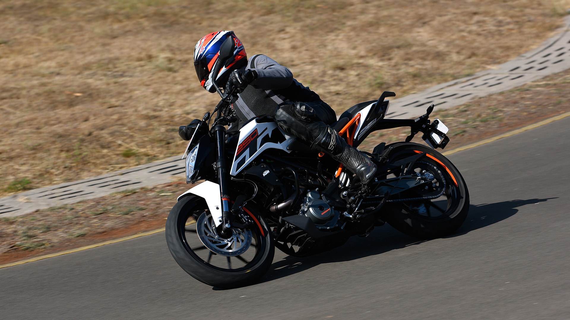KTM 250 Duke 2017 STD