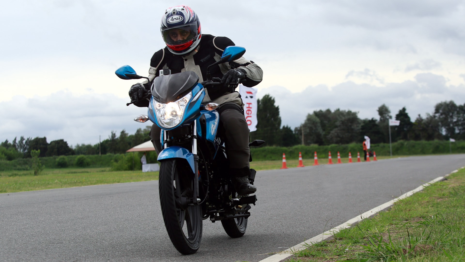 Hero Glamour 2017 Fi disc