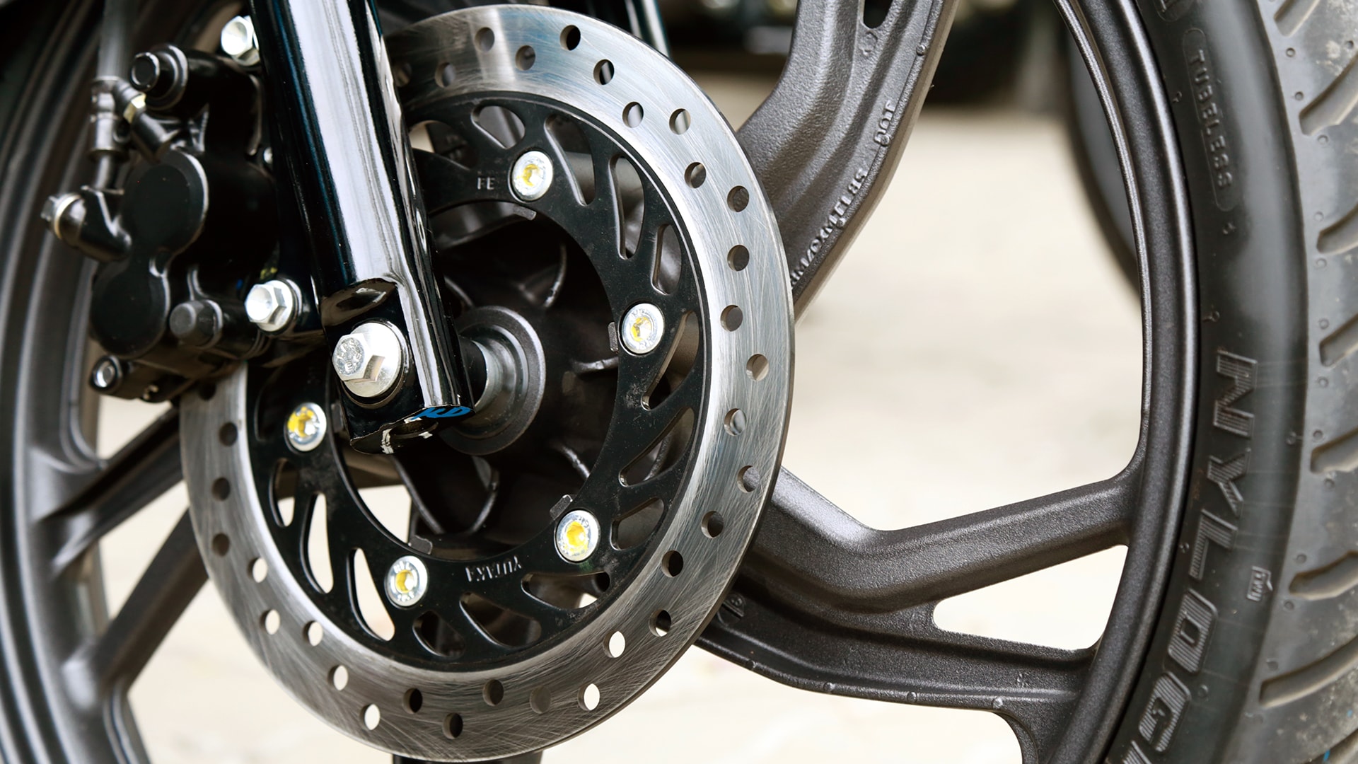 Hero Glamour 2017 Fi disc