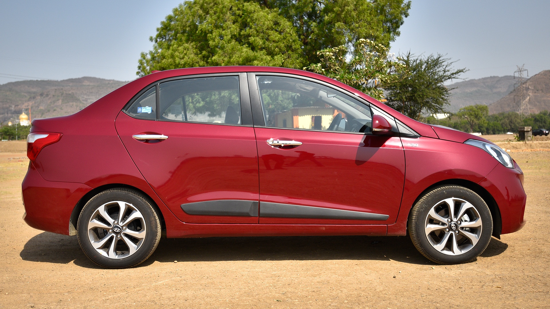 Hyundai xcent 2017 E Petrol Exterior