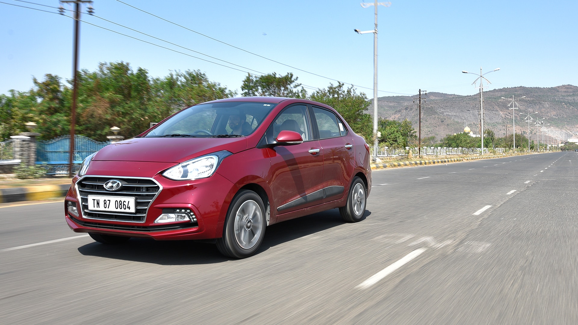 Hyundai xcent 2017 E Petrol Exterior