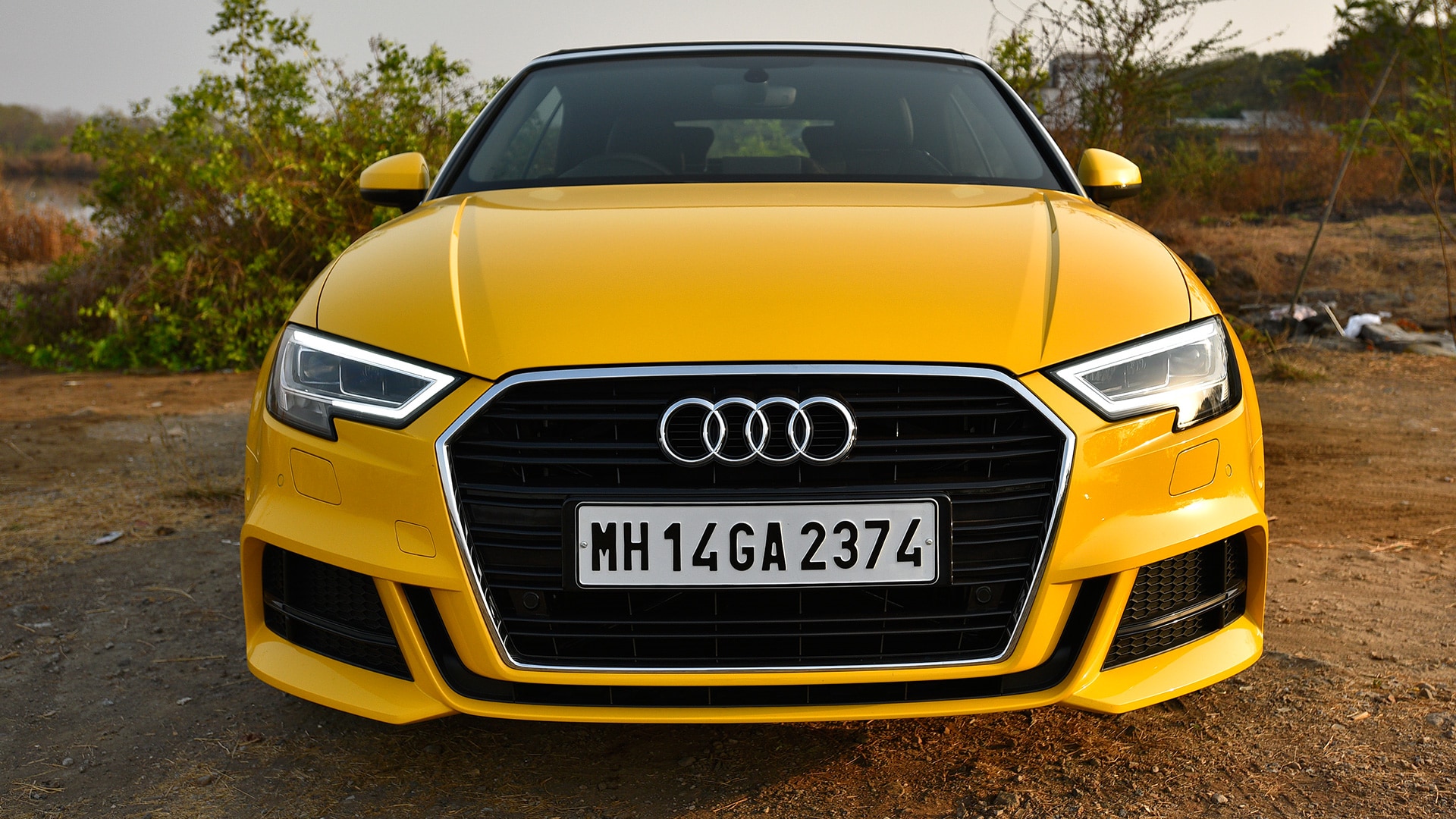 Audi A3 Cabriolet 2017 35 TFSI Compare