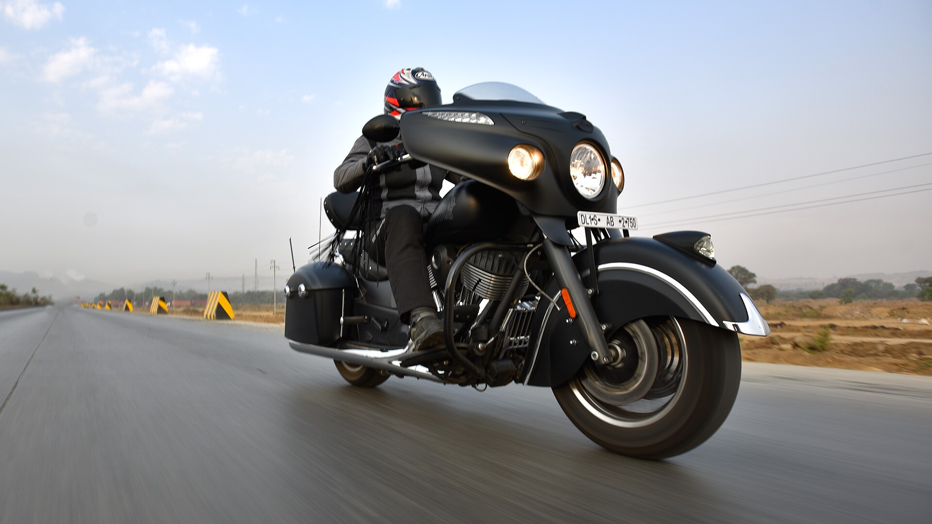 Indian Chieftain 2016 Dark Horse Exterior