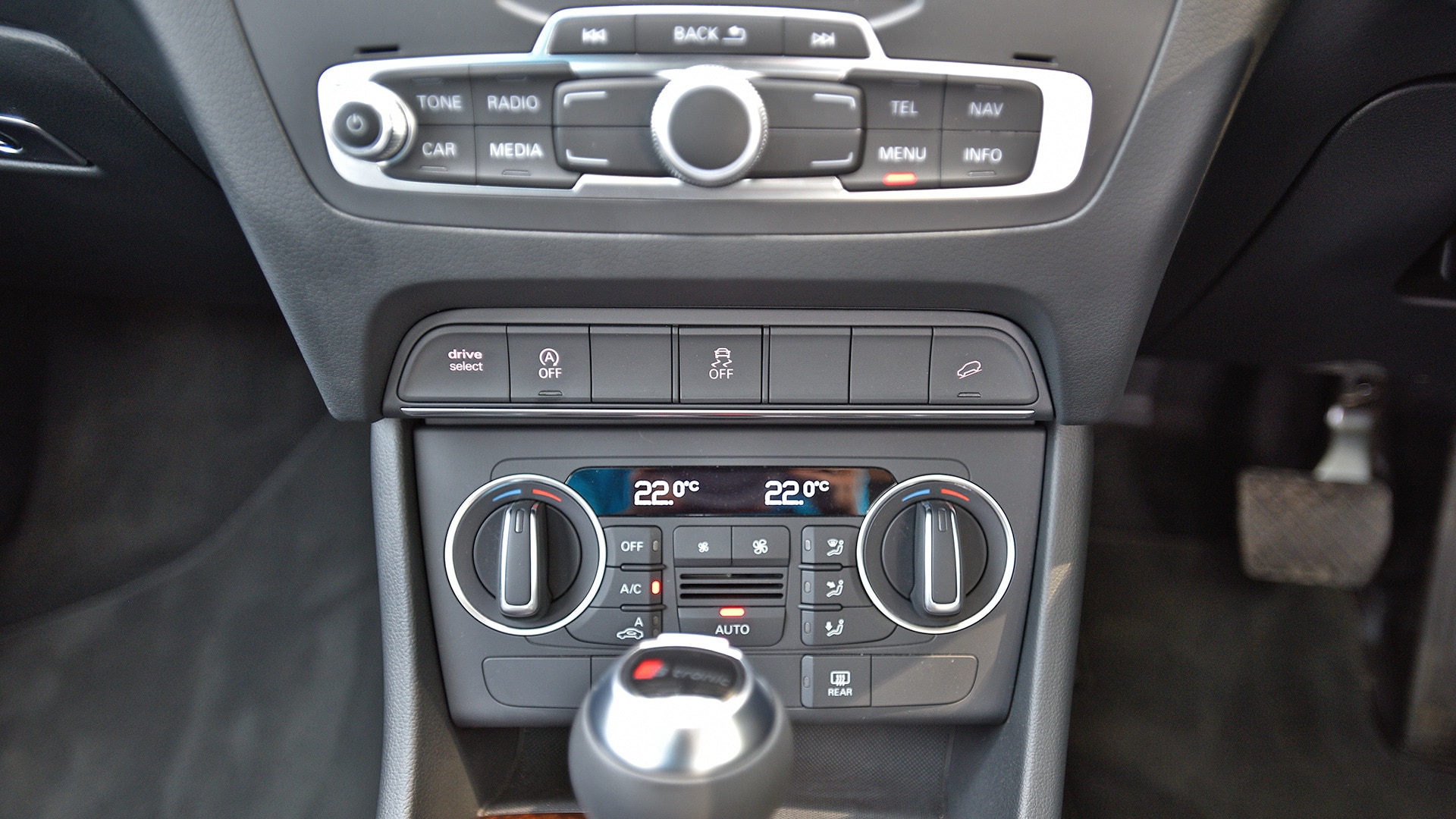 Audi Q3 2017 1.4 TFSI Interior