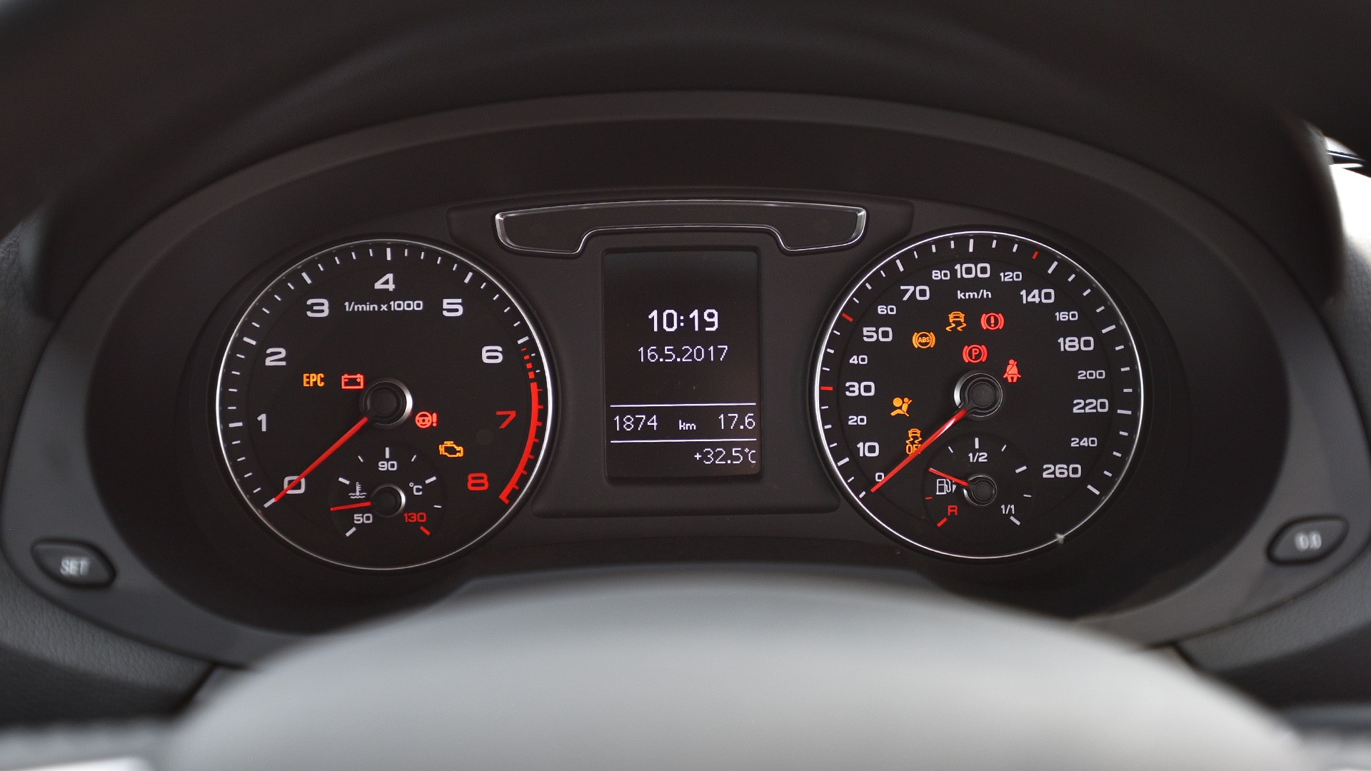 Audi Q3 2017 1.4 TFSI Interior