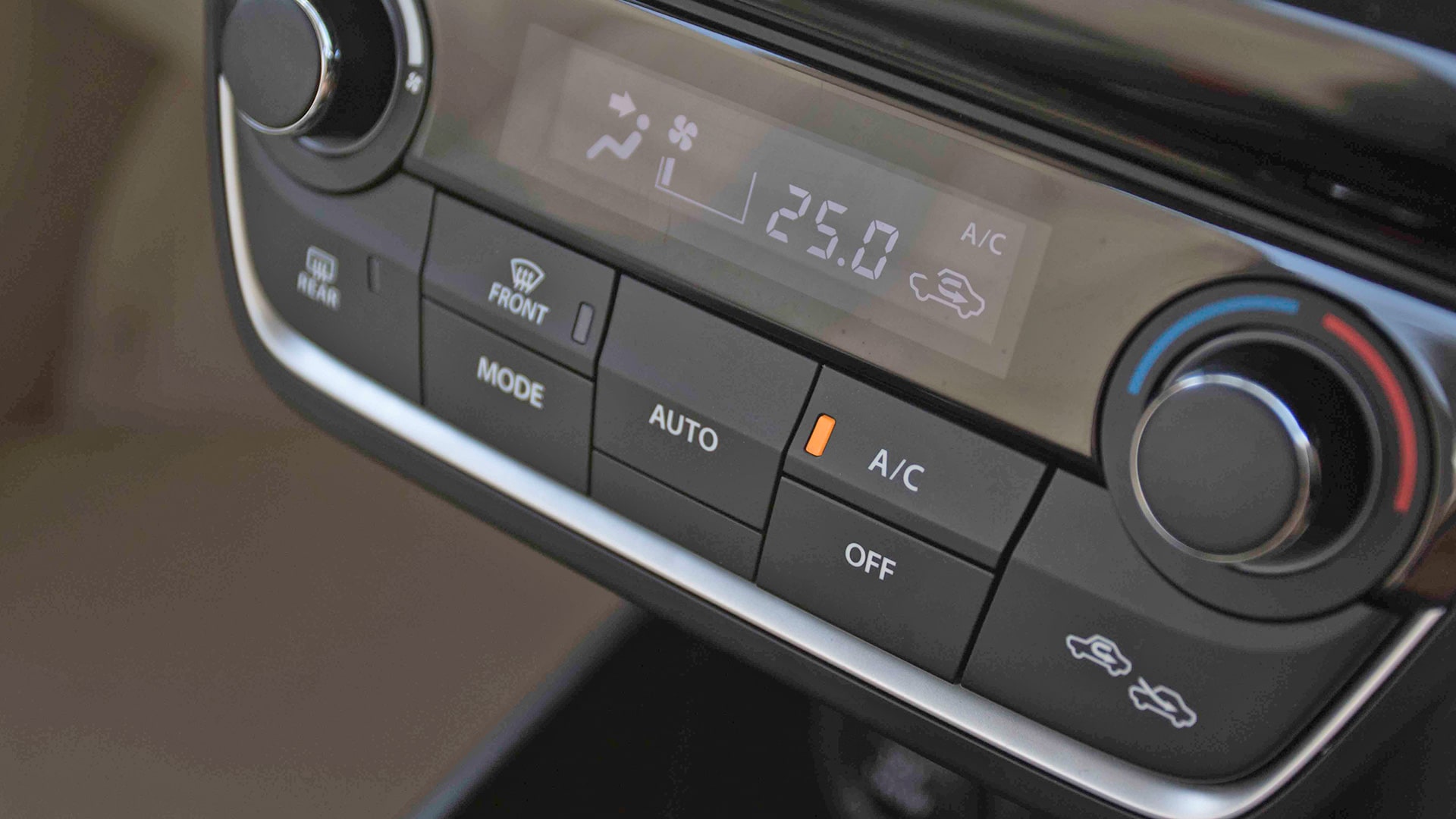 Maruti Suzuki Dzire 2017 ZDi+ Interior