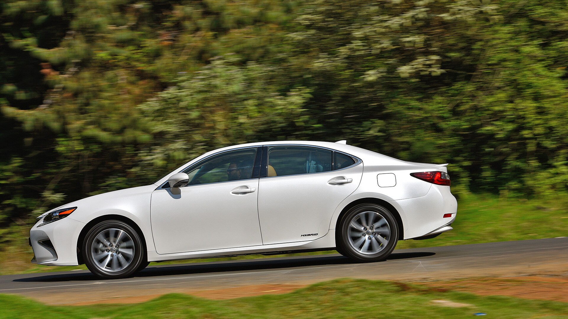 Lexus ES 300h 2017 STD Exterior