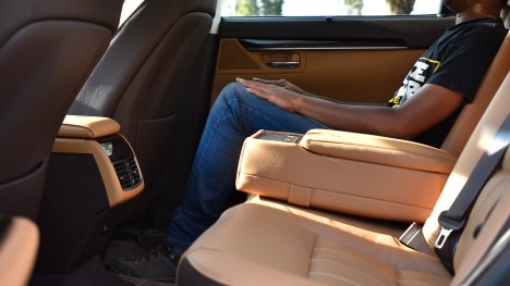 Lexus ES 300h 2017 STD Interior