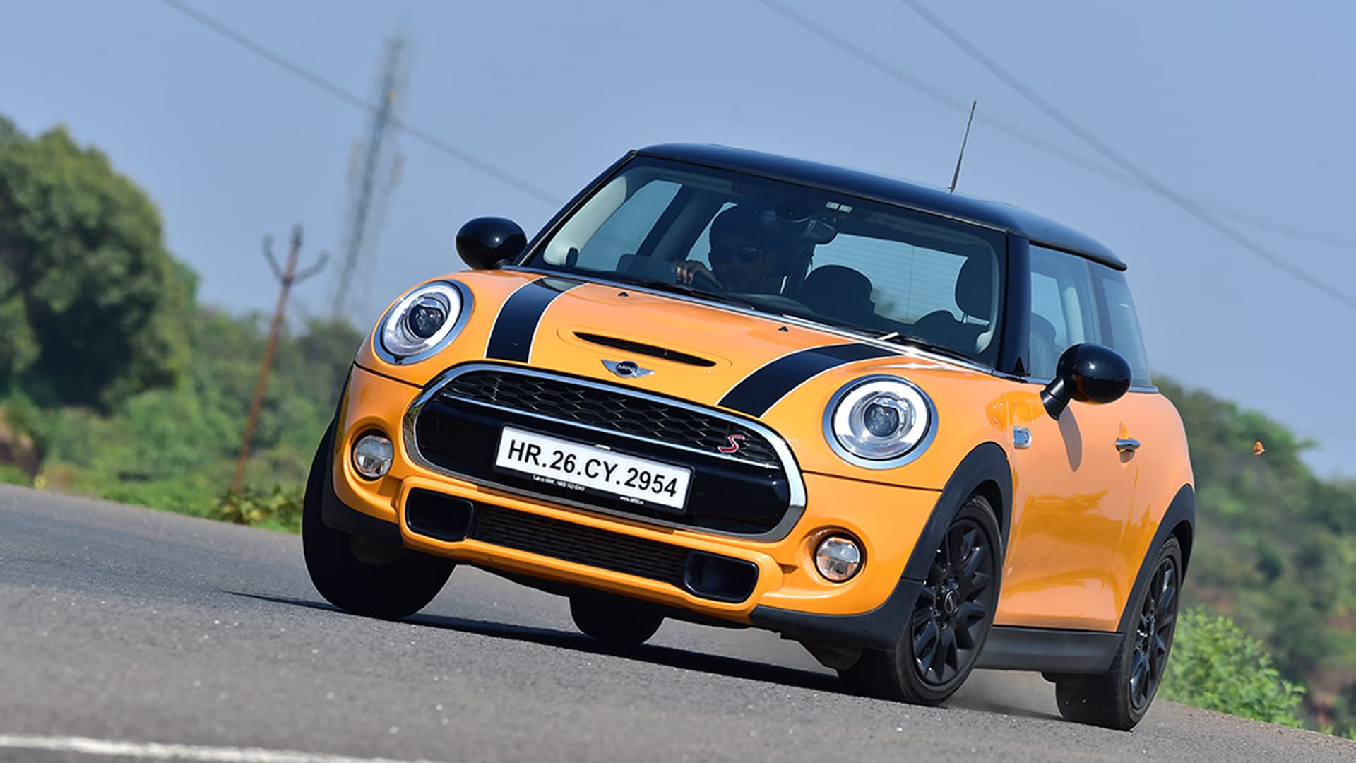 Mini Cooper-S- 3 door Exterior