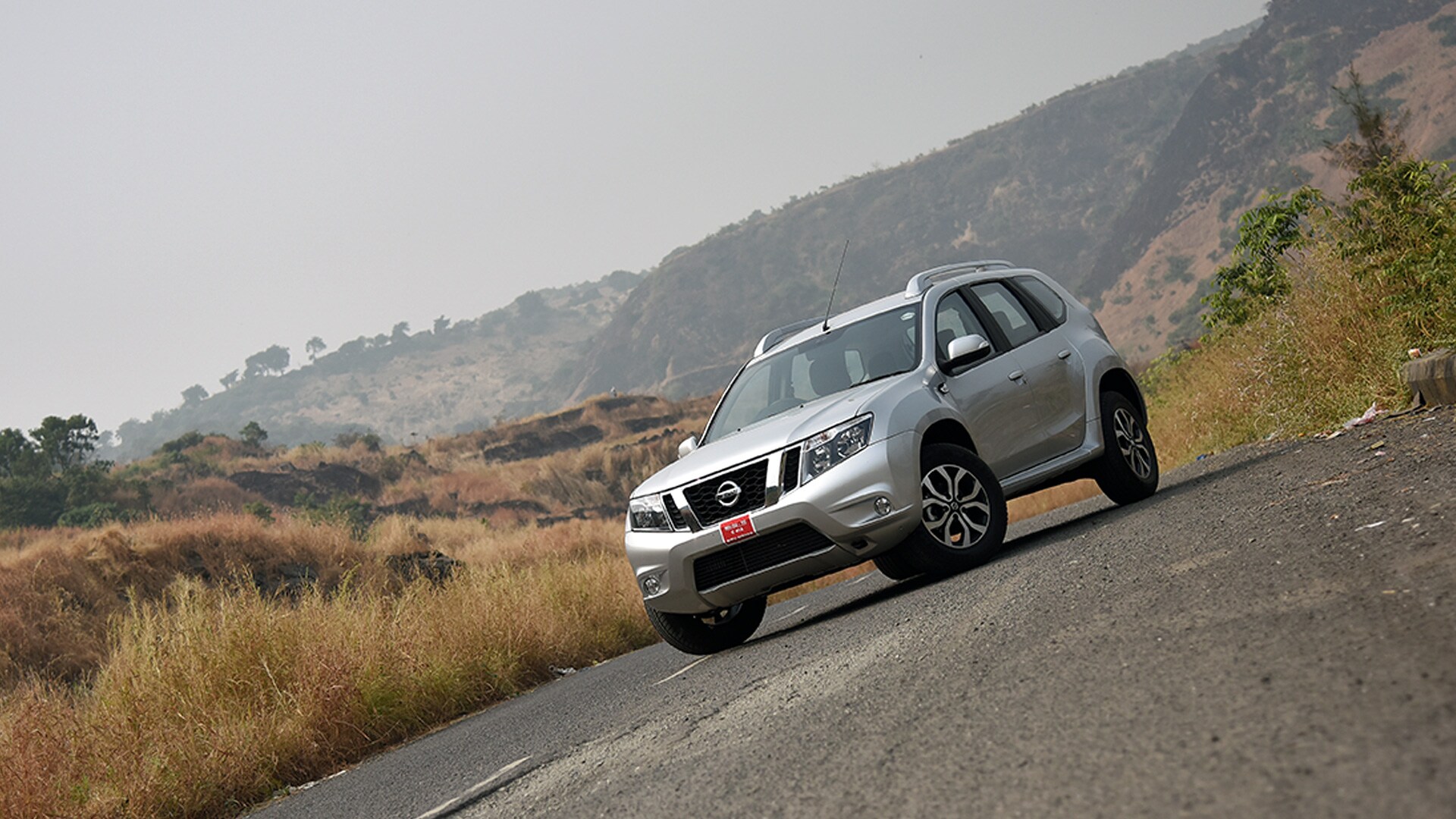 Nissan Terrano 2017 XV Premium AT dCi 110ps Exterior