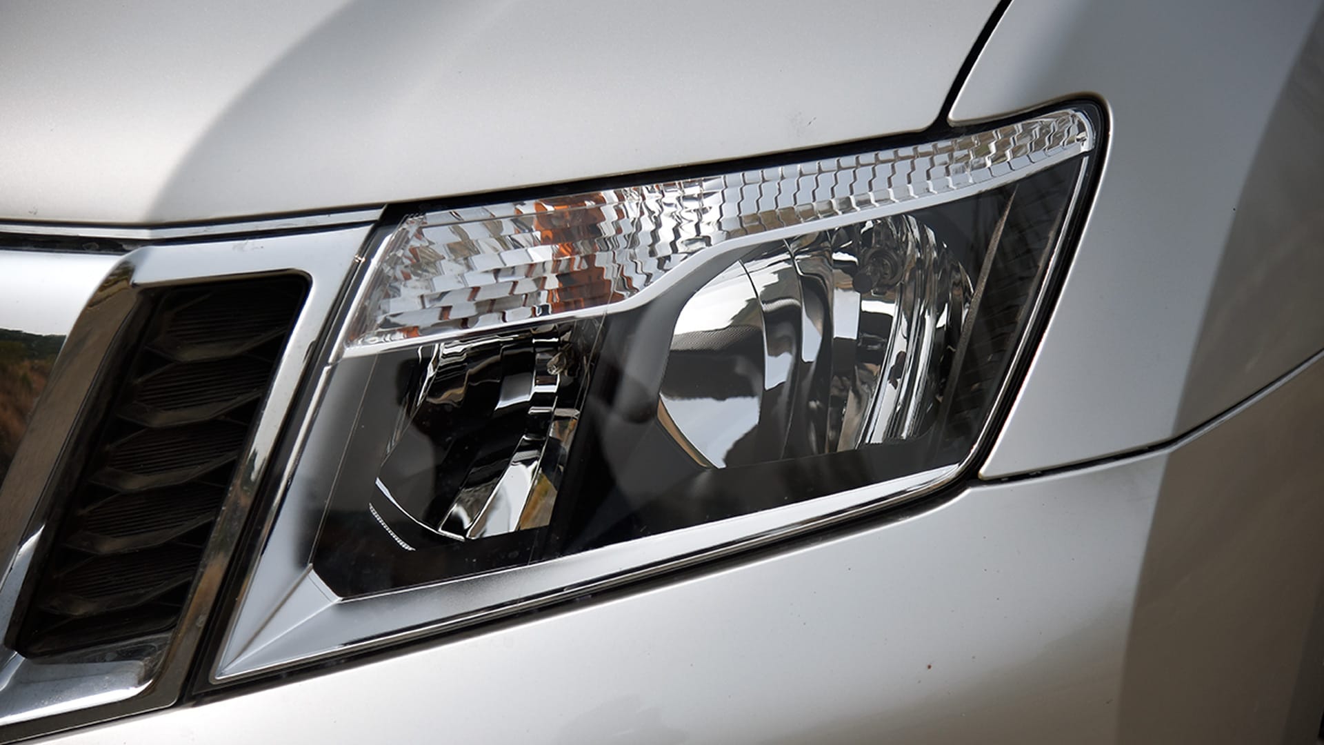 Nissan Terrano 2017 XV Premium AT dCi 110ps Exterior