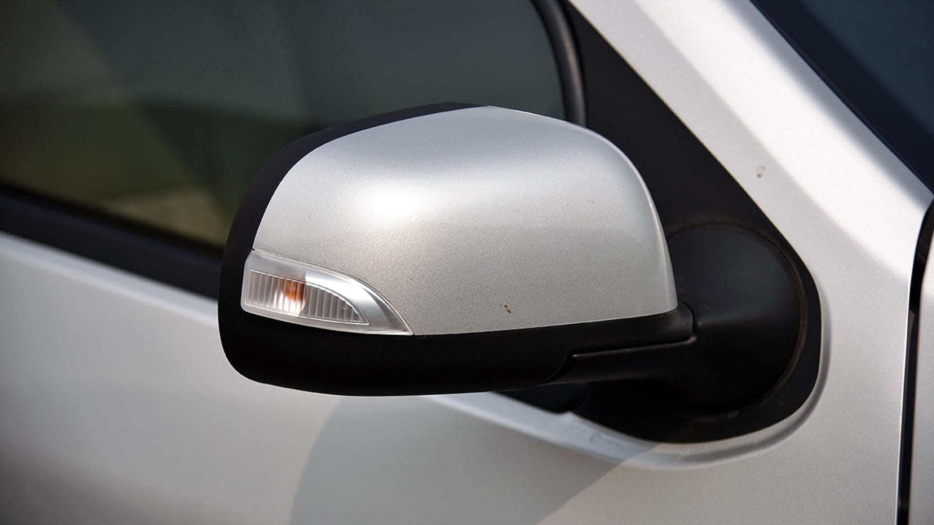 Nissan Terrano 2017 XV Premium AT dCi 110ps Exterior