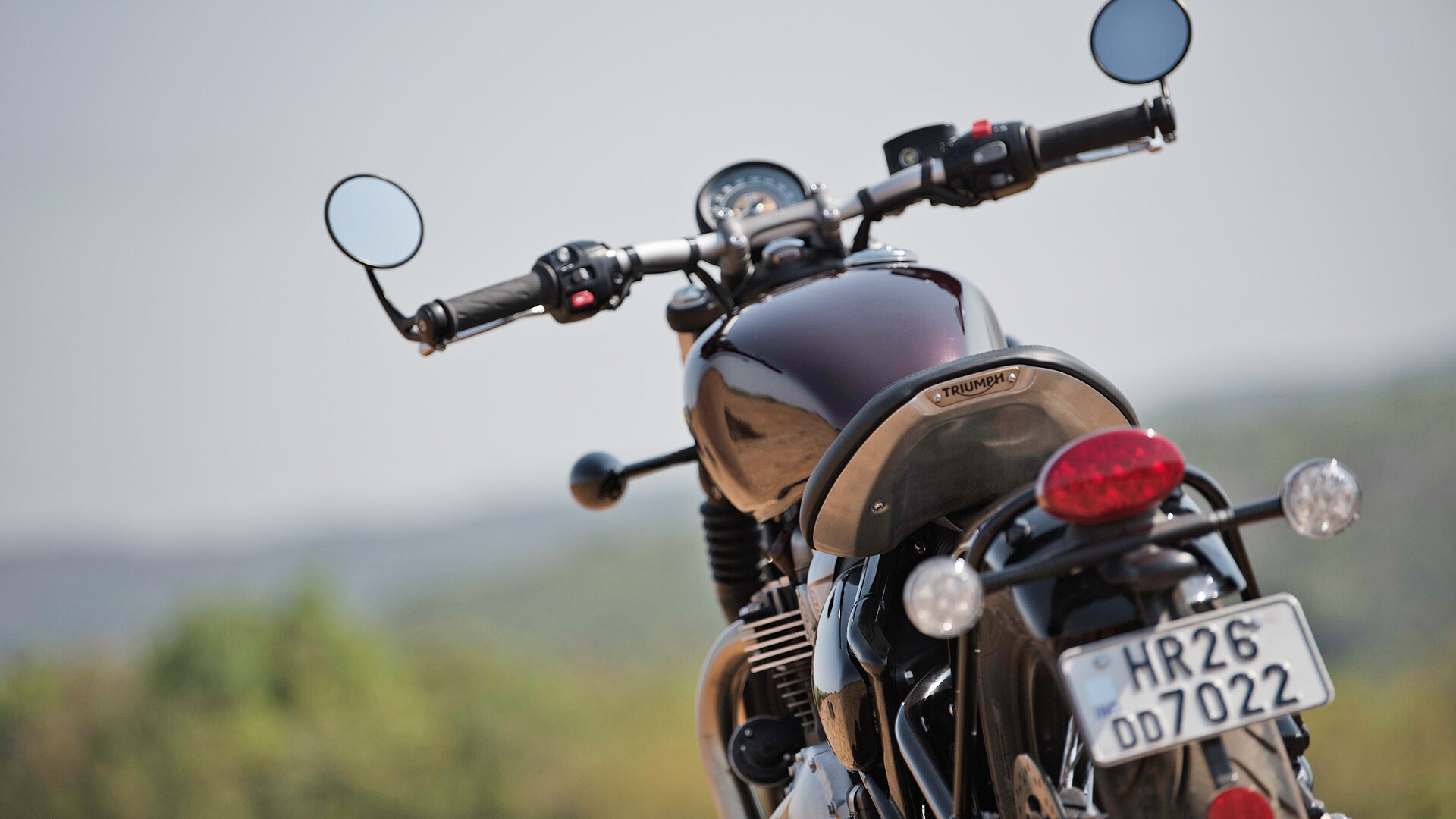 Triumph Bobber 2017 STD Exterior