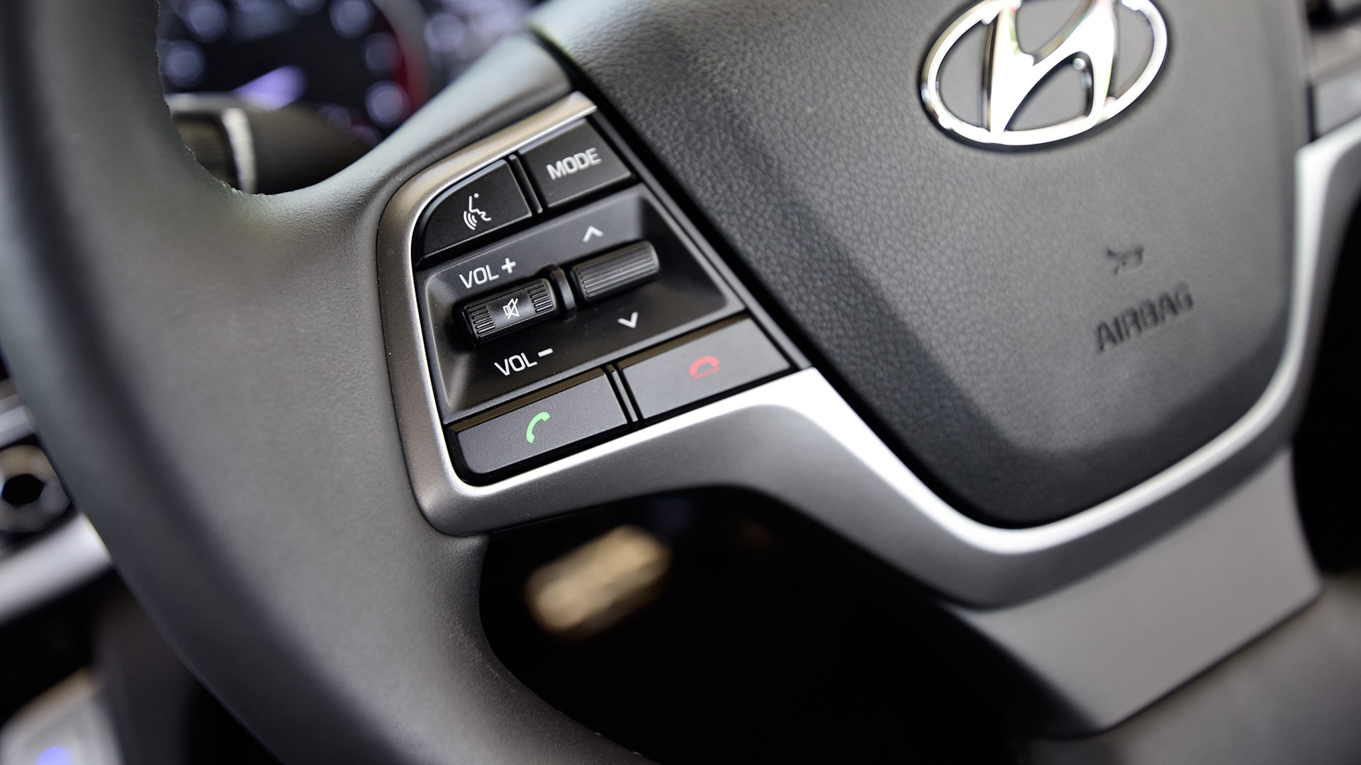 hyundai-elantra-2016-2.0 Petrol SX (O)AT Interior