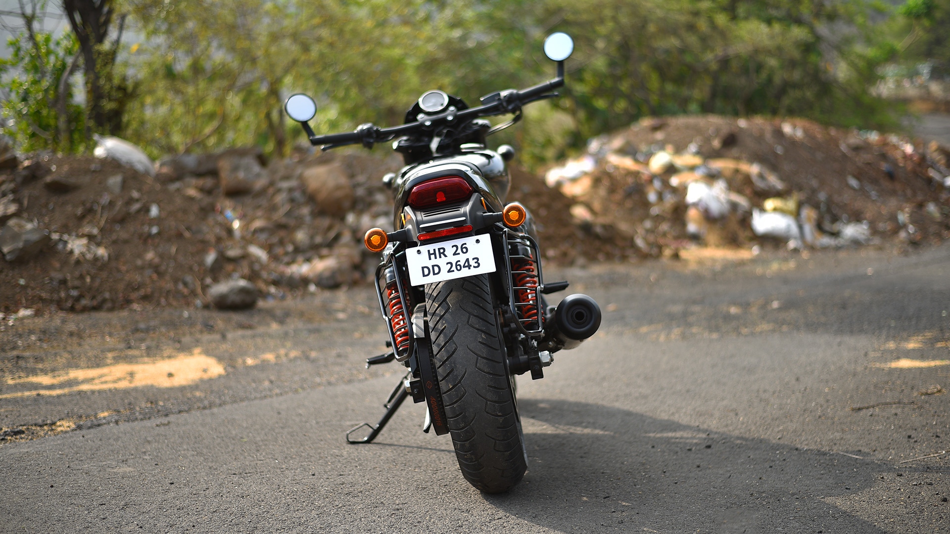 Harley-Davidson Street Rod 2017 STD Compare