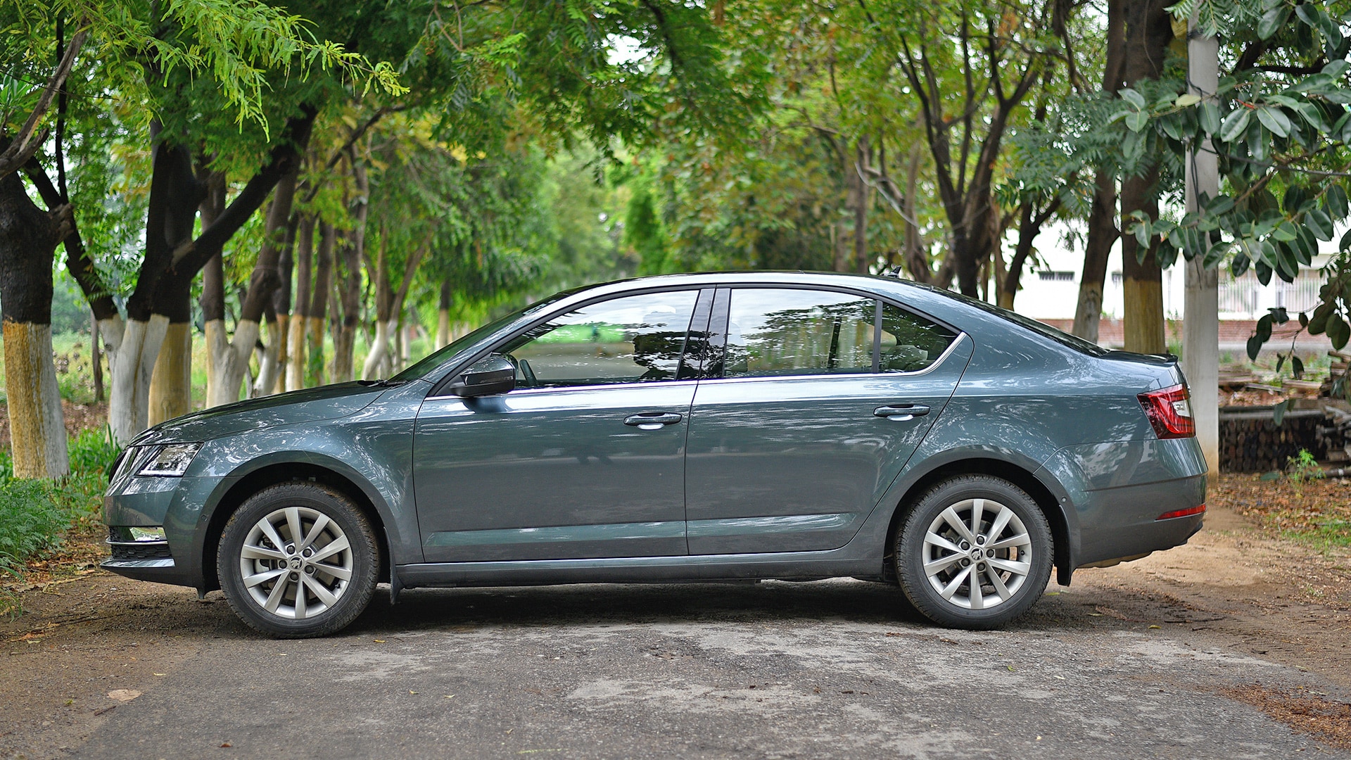 Skoda Octavia 2017 2.0 TDI CR (AT) Style Plus Exterior