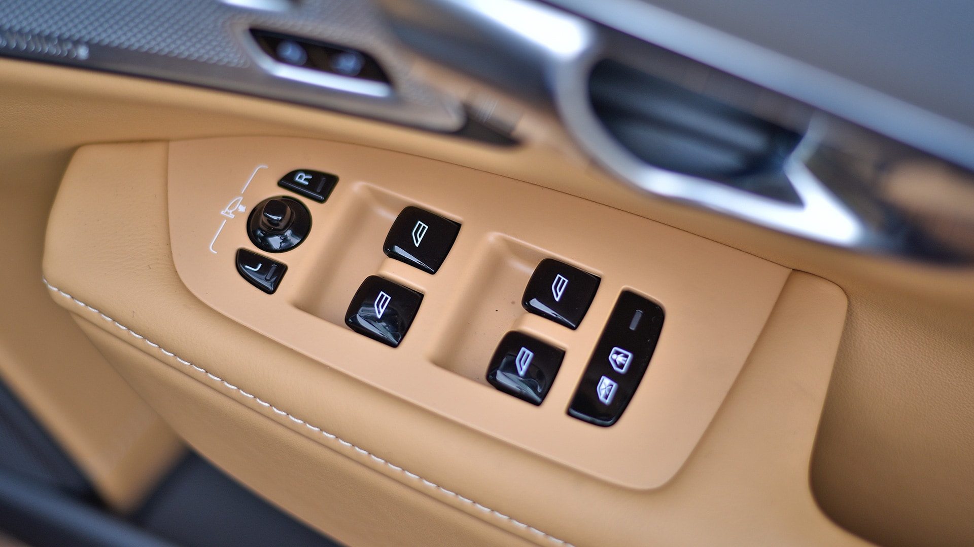 Volvo V90 Cross Country 2017 Diesel Std Interior