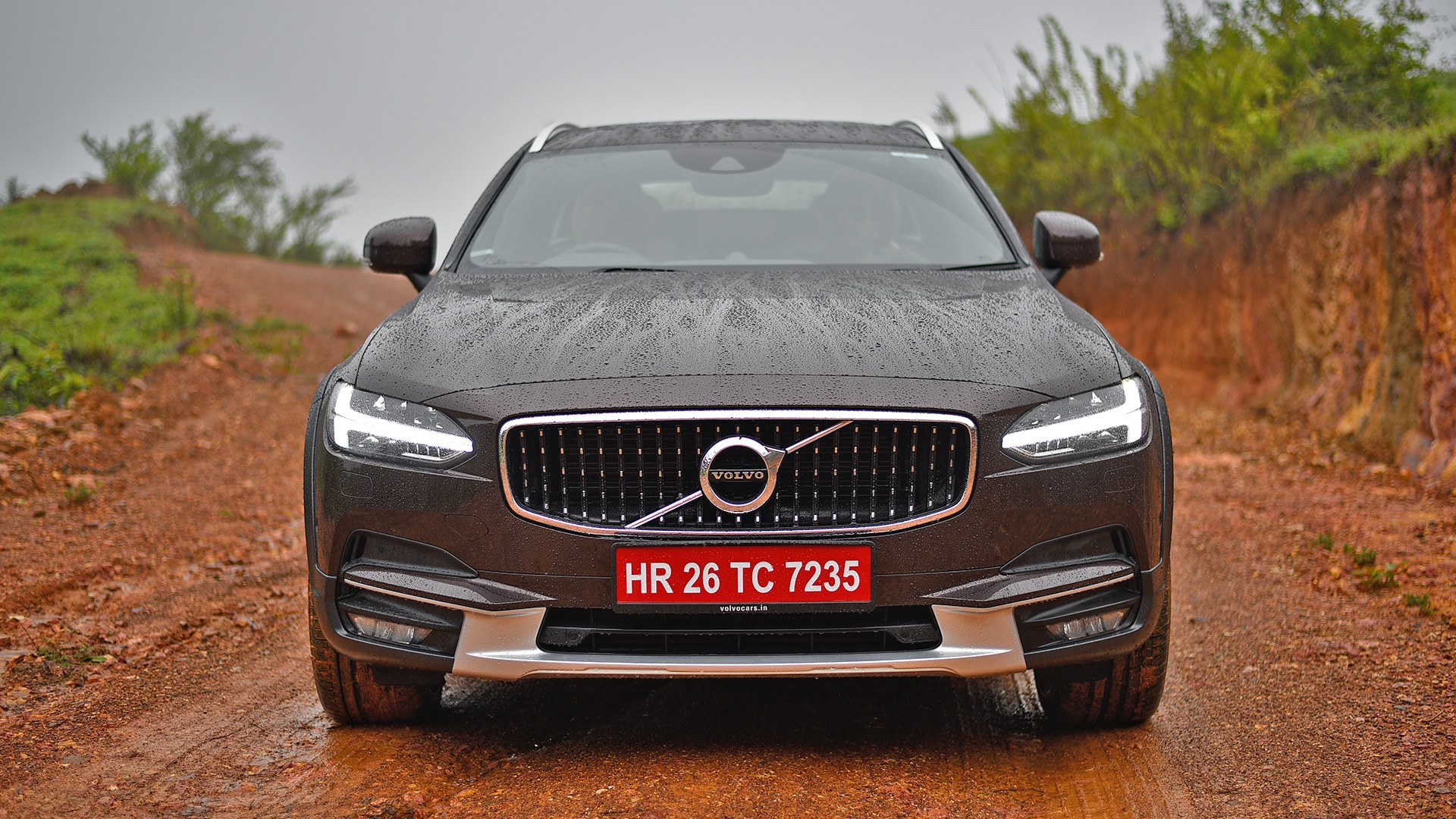 Volvo V90 Cross Country 2017 Diesel Std Exterior