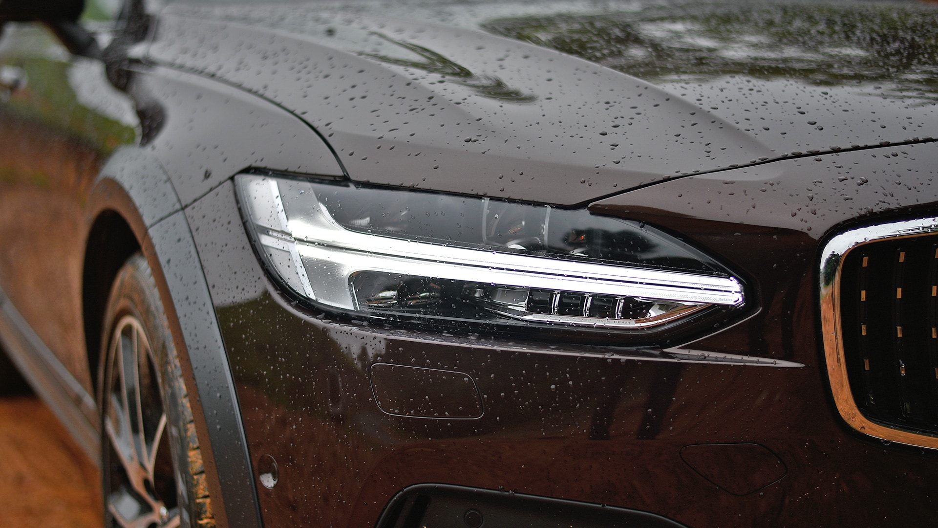 Volvo V90 Cross Country 2017 Diesel Std Exterior