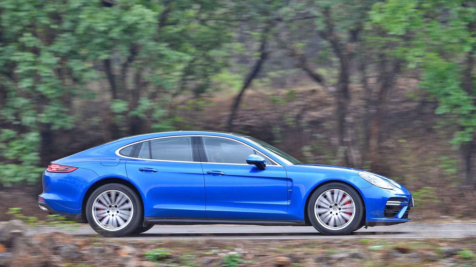 Porsche Panamera 2017 Turbo S Exterior